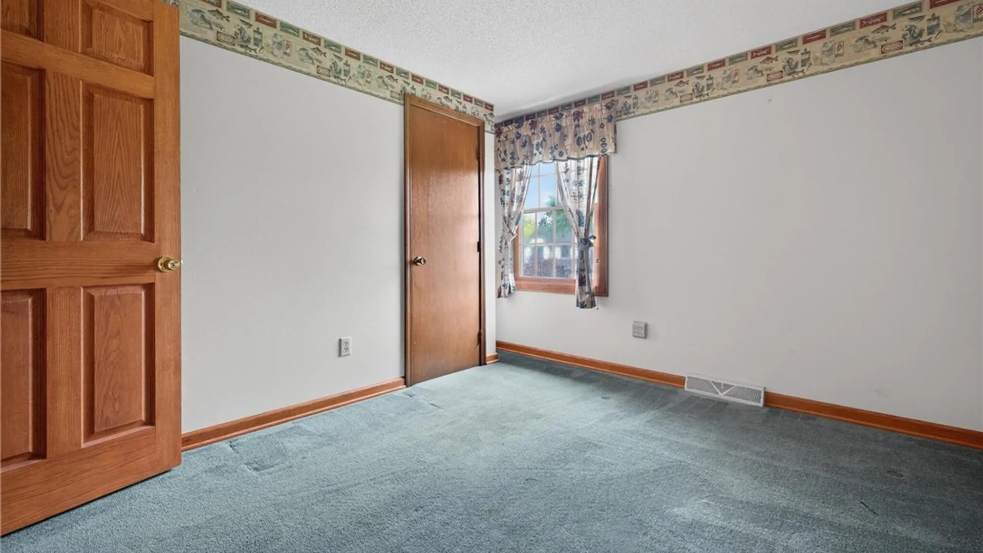 Property at 75 Pine Court, West Seneca, NY 14224 26