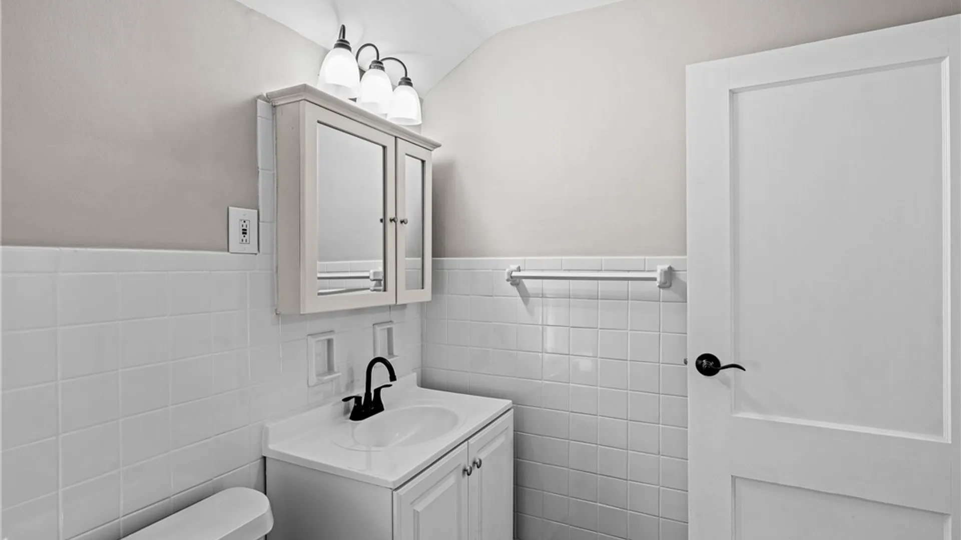 Property at 272 Stockbridge Avenue, Buffalo, NY 14215 25