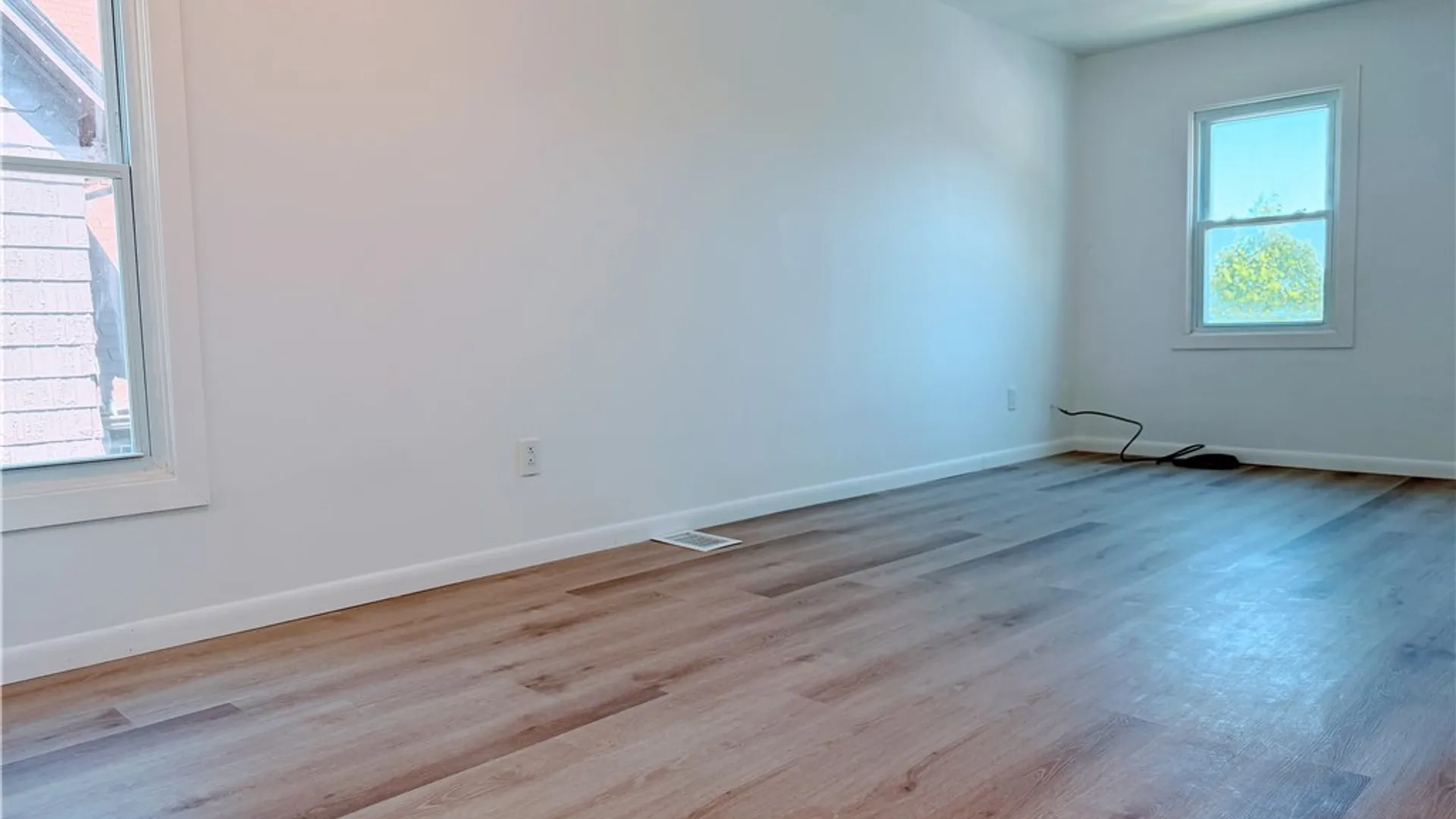 Property at 29 Chamberlain St, Rochester, NY 14609 15