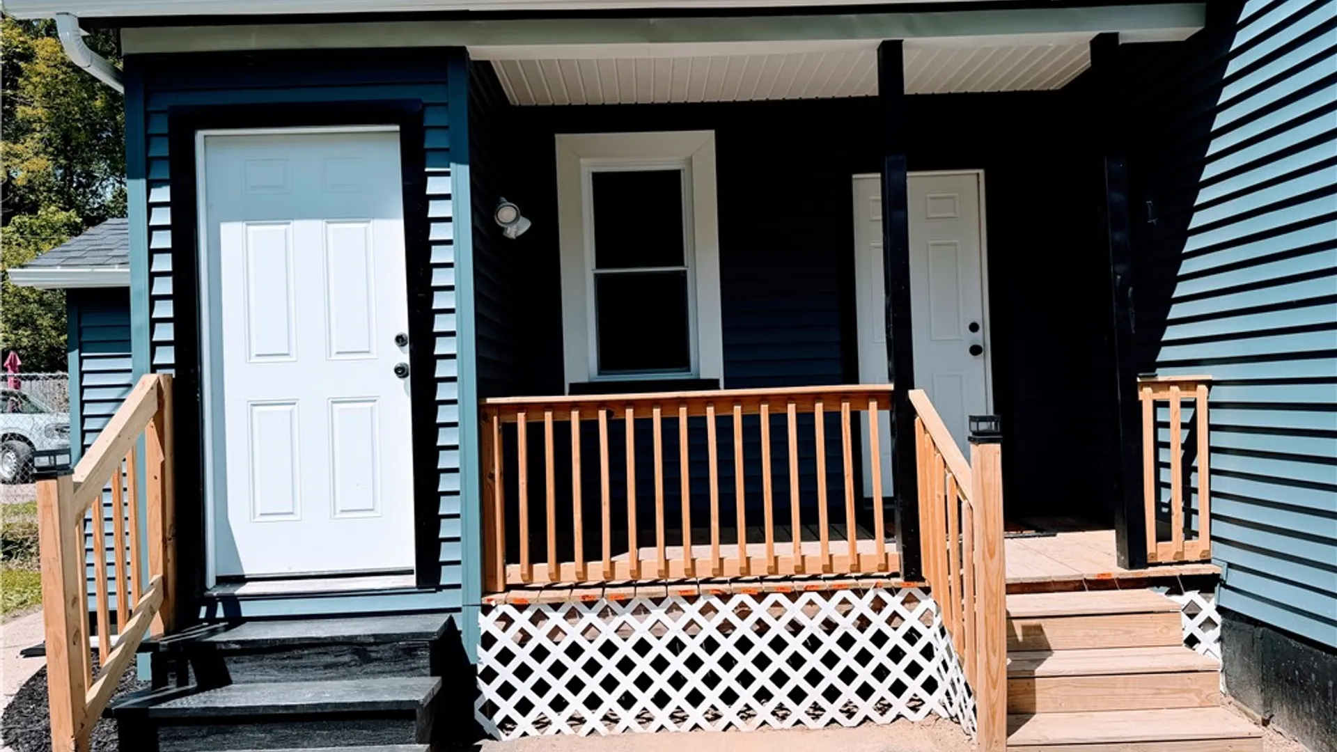Property at 29 Chamberlain St, Rochester, NY 14609 4