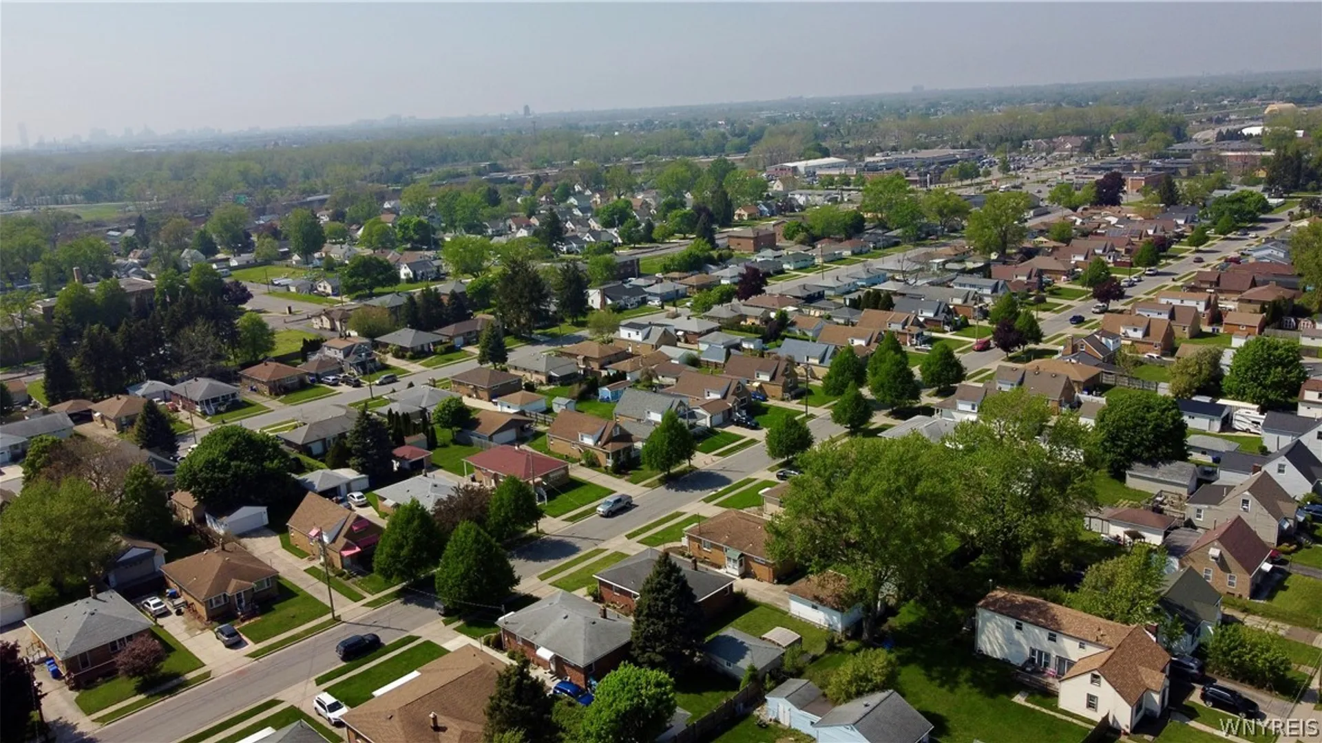 Property at 223 Collins Avenue, West Seneca, NY 14224 39