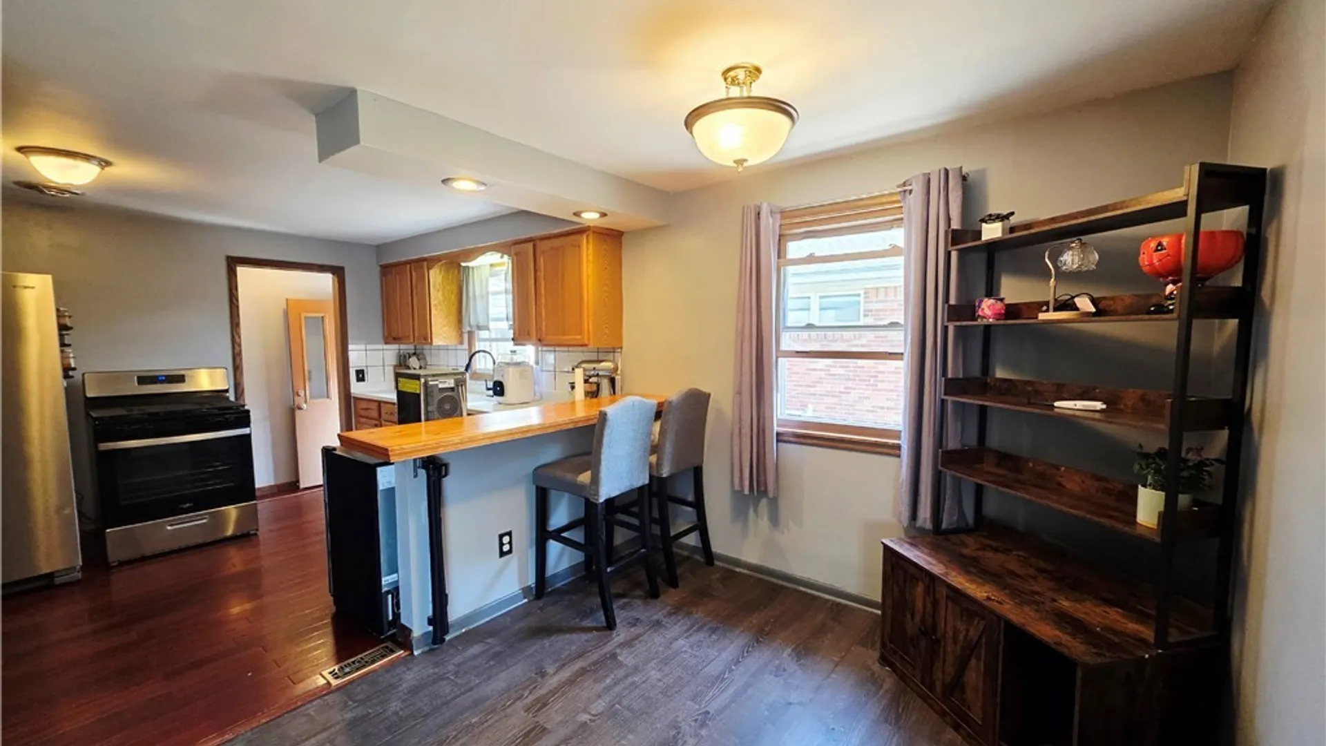 Property at 223 Collins Avenue, West Seneca, NY 14224 7