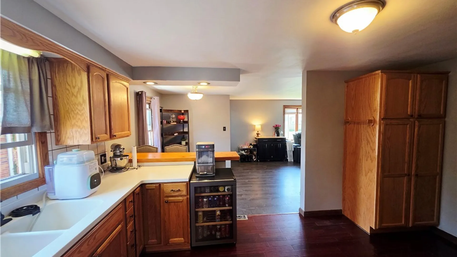 Property at 223 Collins Avenue, West Seneca, NY 14224 8