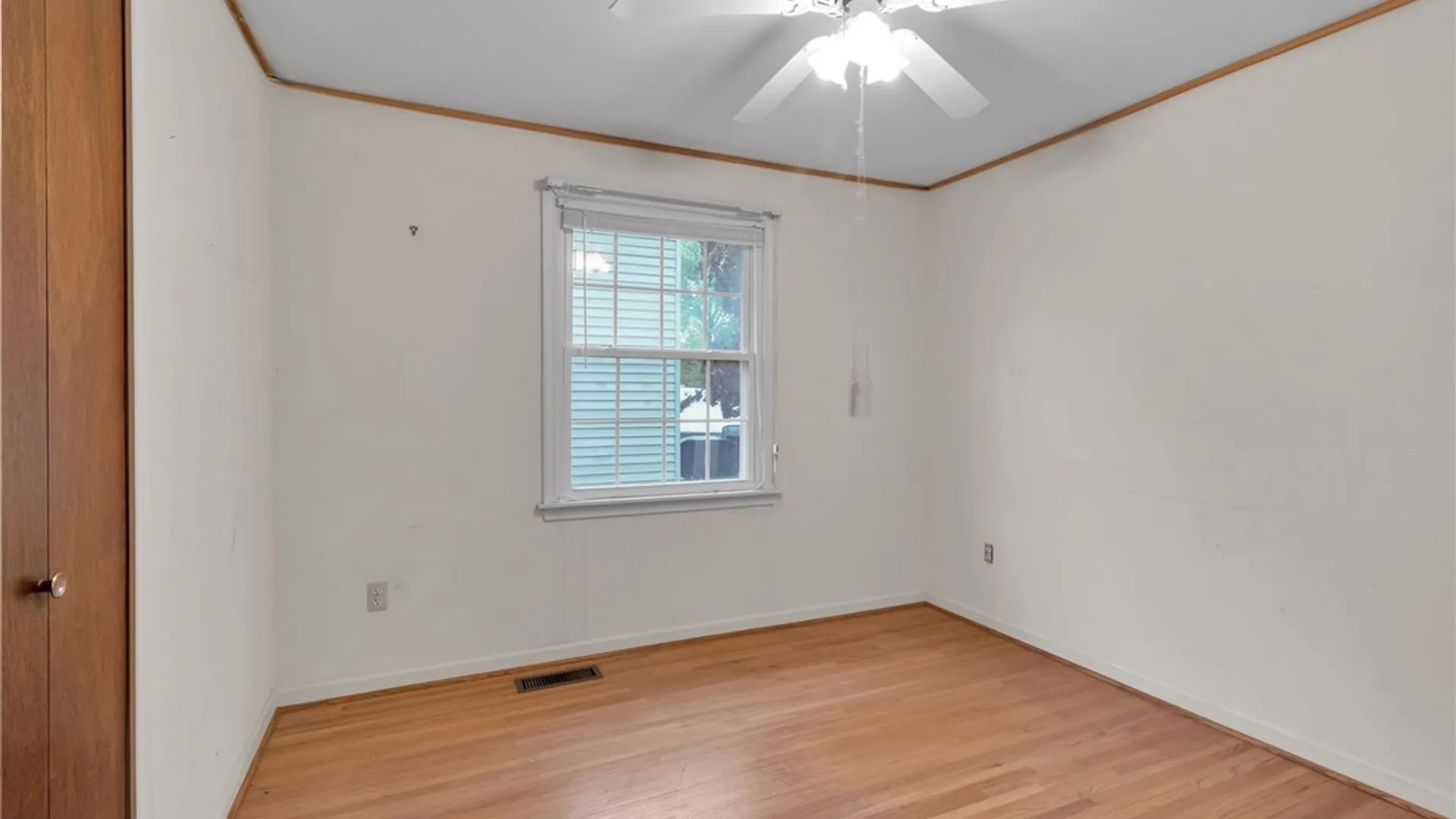 Property at 620 Meadowbrook Drive, North Tonawanda, NY 14120 19