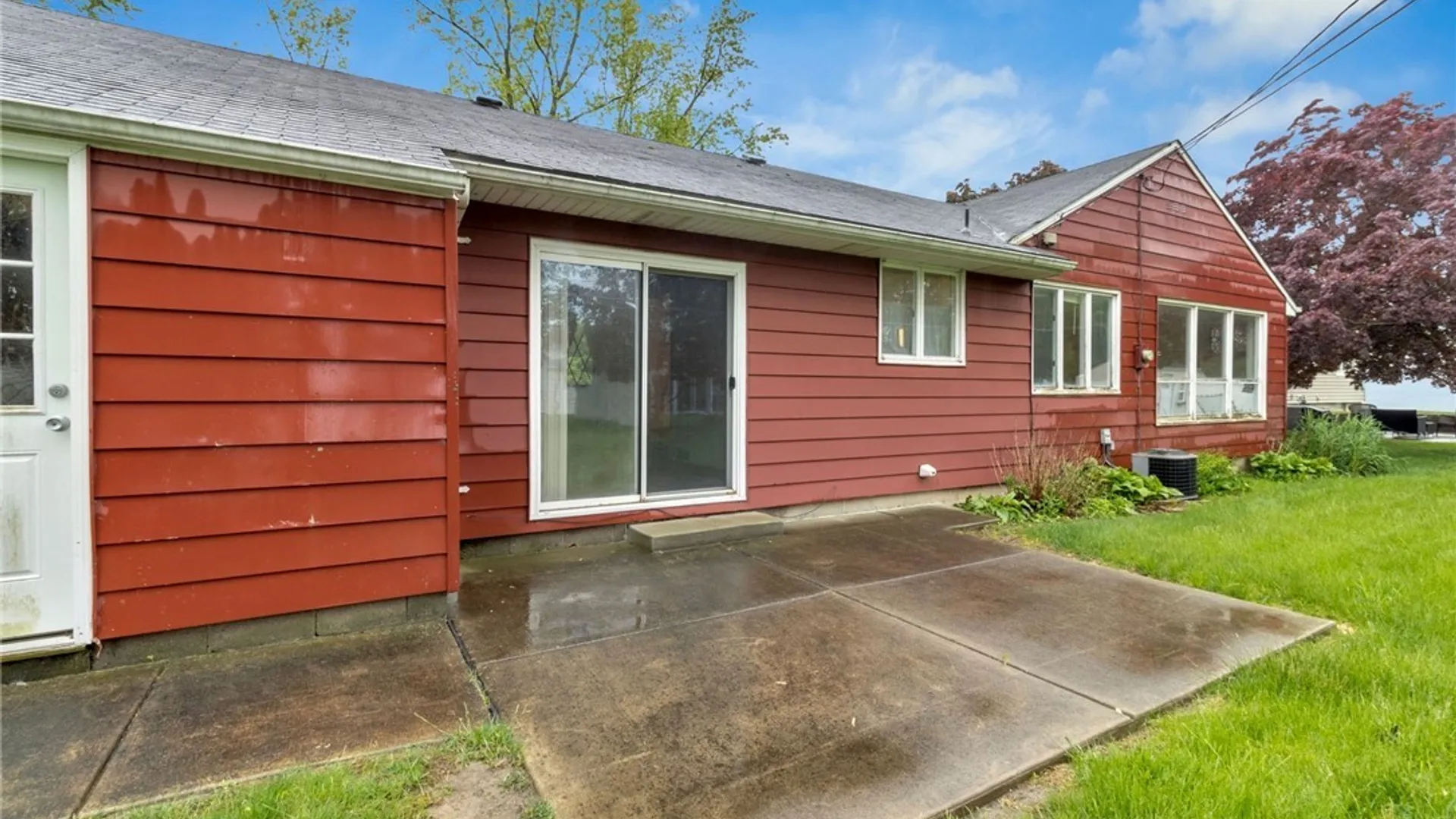 Property at 620 Meadowbrook Drive, North Tonawanda, NY 14120 33