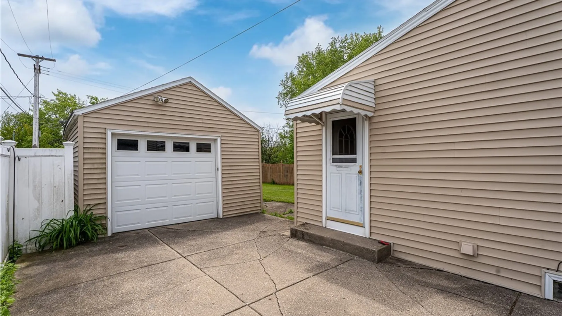 Property at 235 Yeager Drive, Cheektowaga, NY 14225 26