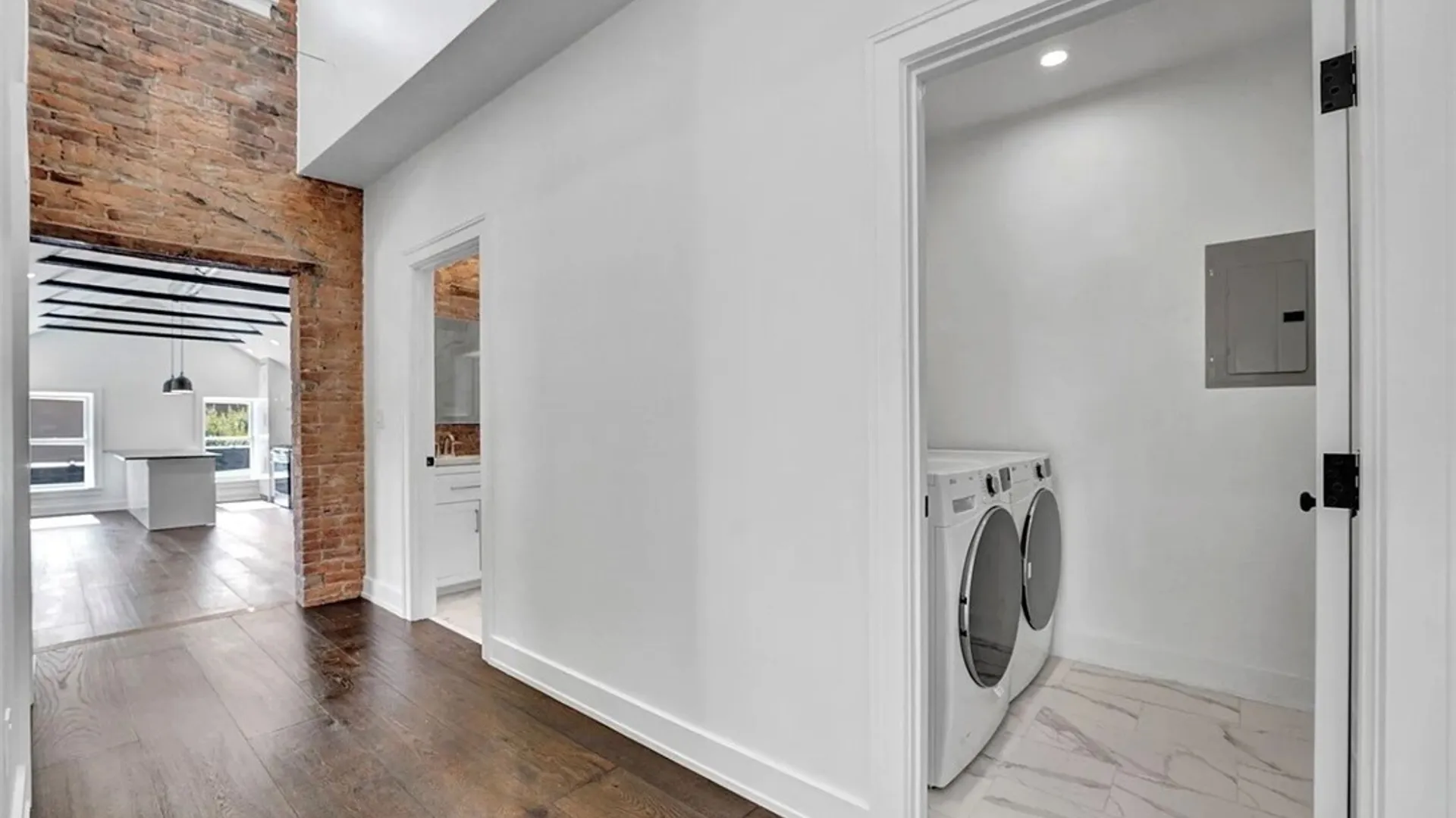 Property at 162 Allen Street, Buffalo, NY 14201 3