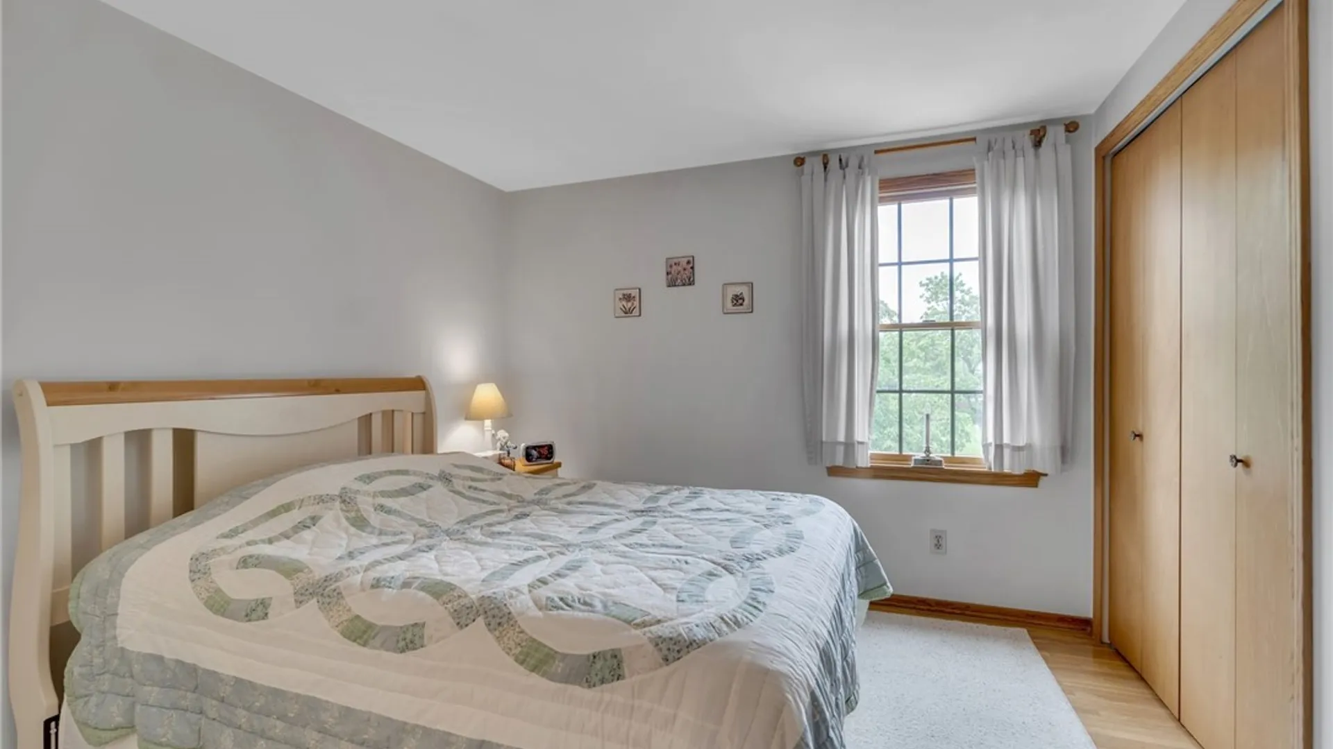 Property at 37 Villa Maria Road, West Seneca, NY 14224 27
