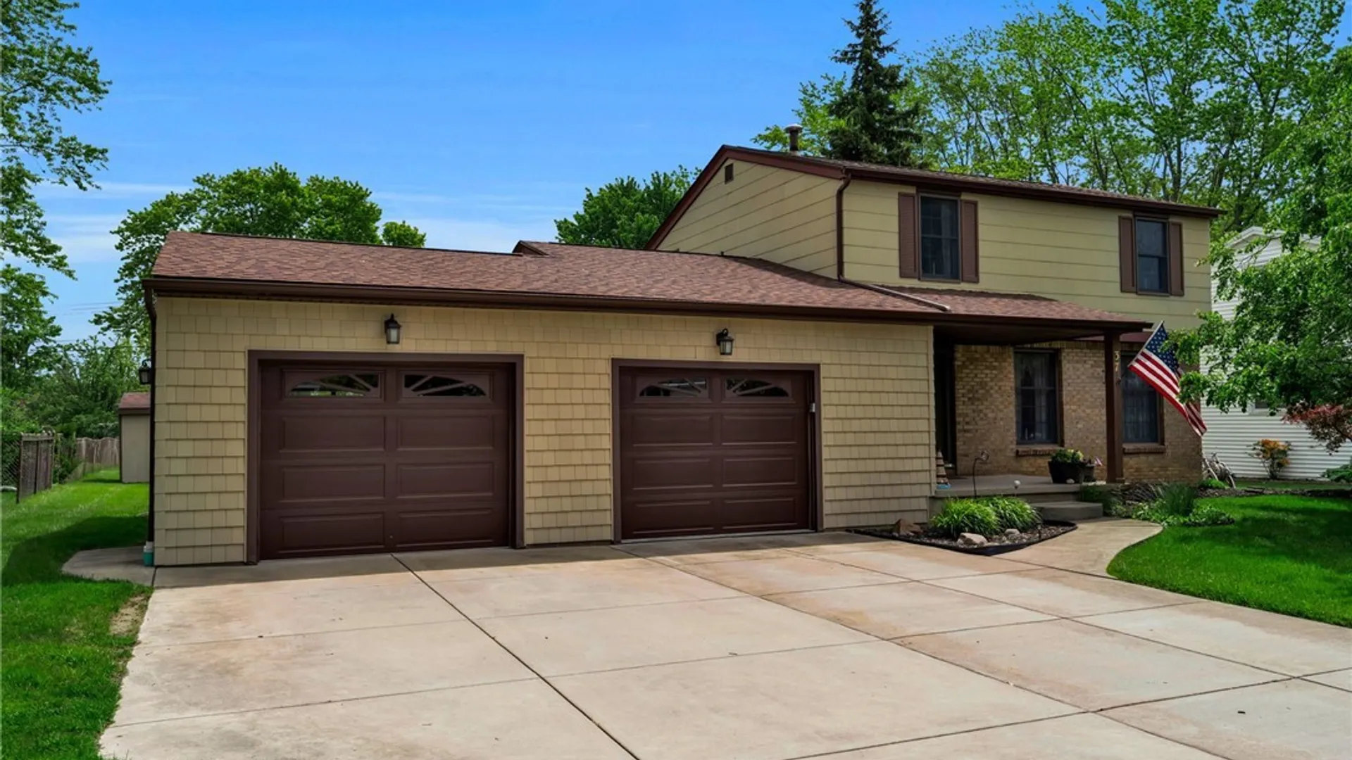Property at 37 Villa Maria Road, West Seneca, NY 14224 36