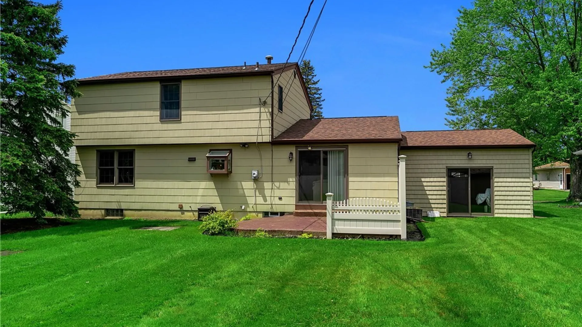 Property at 37 Villa Maria Road, West Seneca, NY 14224 6