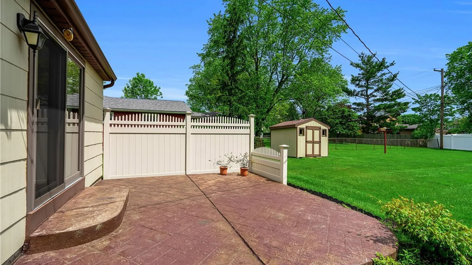 Property at 37 Villa Maria Road, West Seneca, NY 14224 8