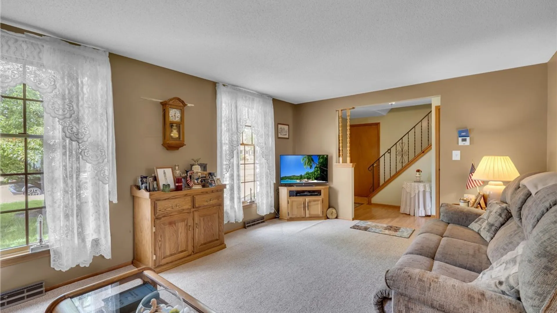 Property at 37 Villa Maria Road, West Seneca, NY 14224 9