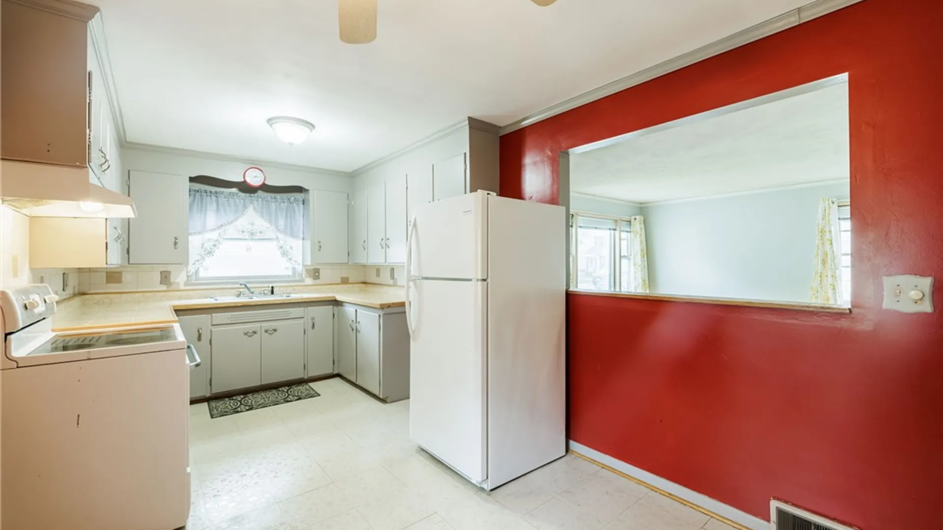 Property at 227 E Chestnut Street, East Rochester, NY 14445 9