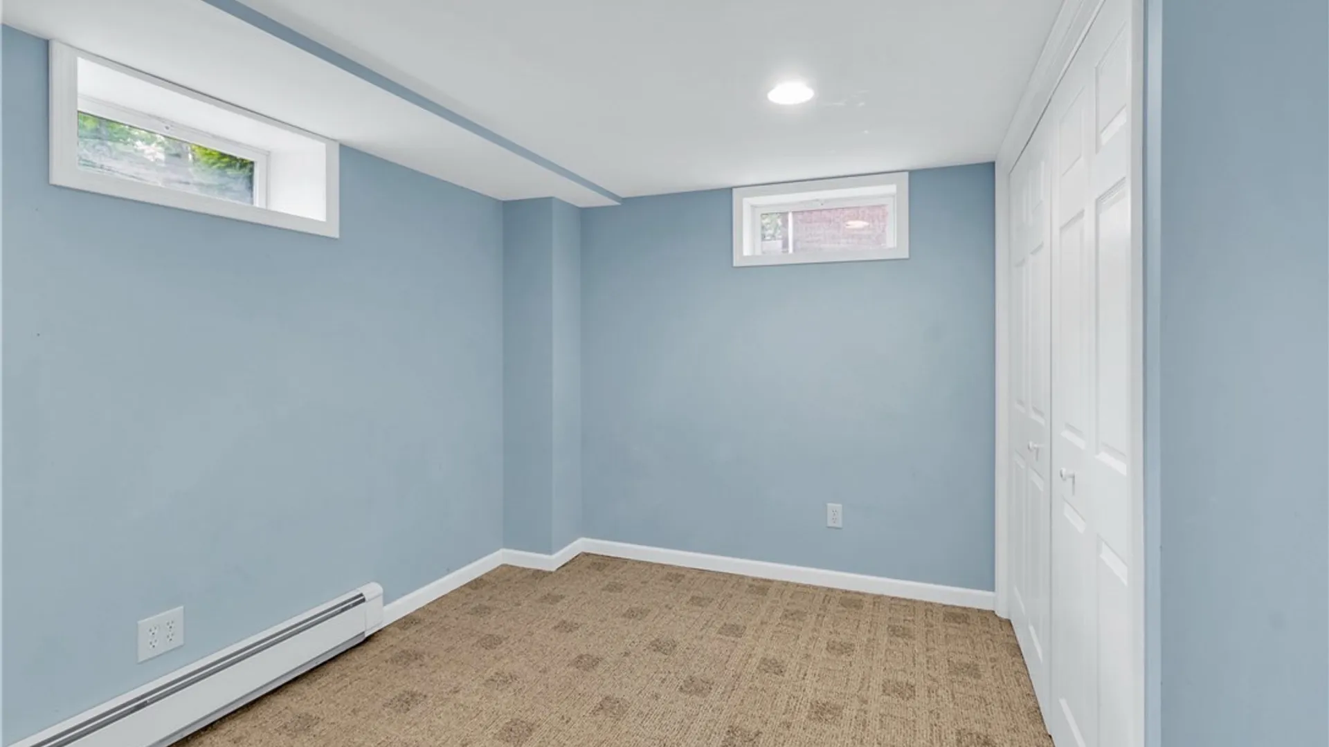 Property at 8 Forsythia Court, Orchard Park, NY 14127 44