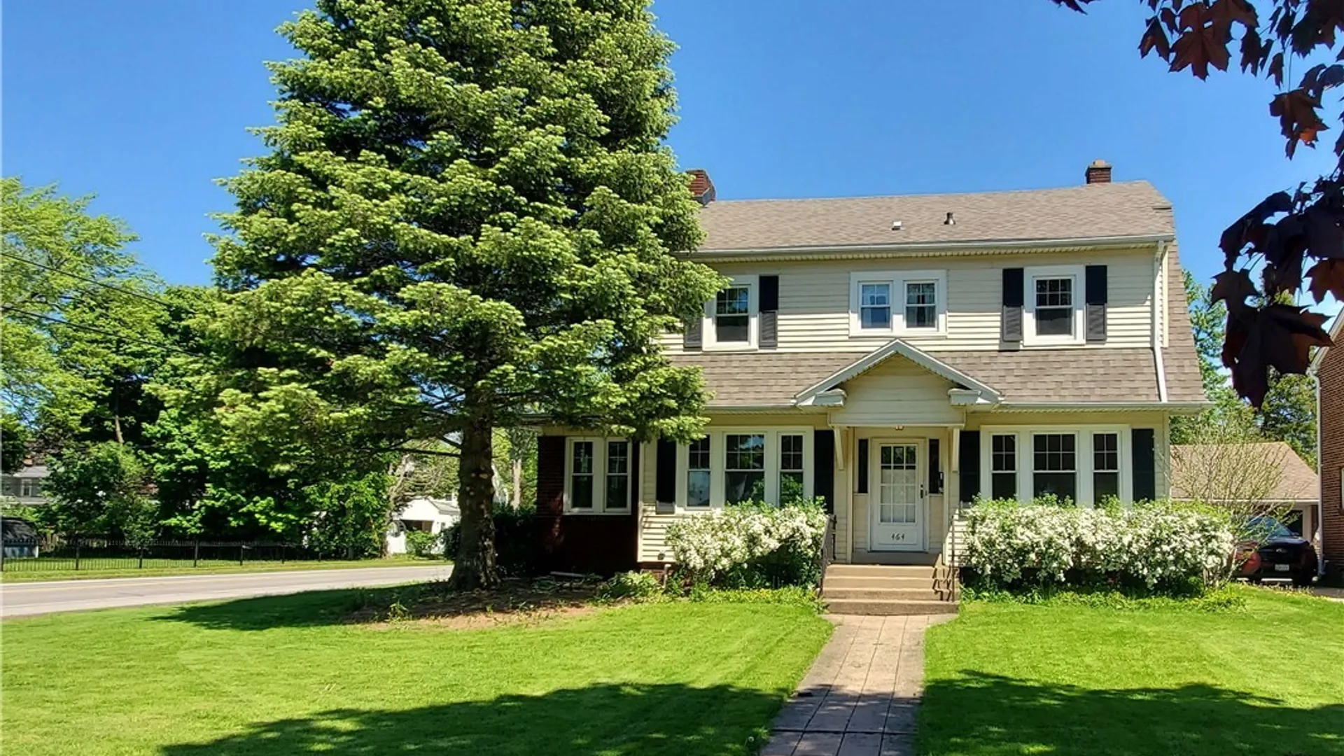 Property at 464 Roycroft Boulevard, Amherst, NY 14225 42