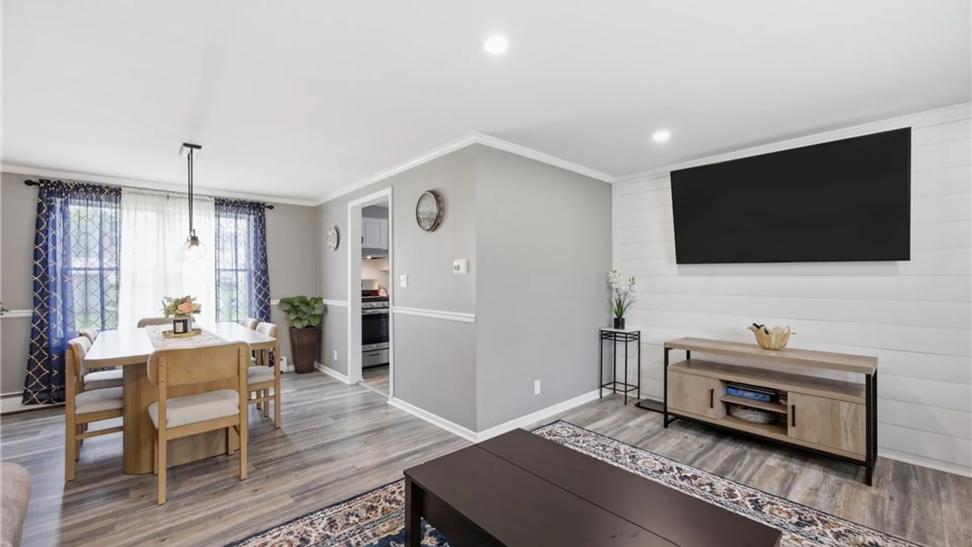 Property at 1878 Bedell Road, Grand Island, NY 14072 9