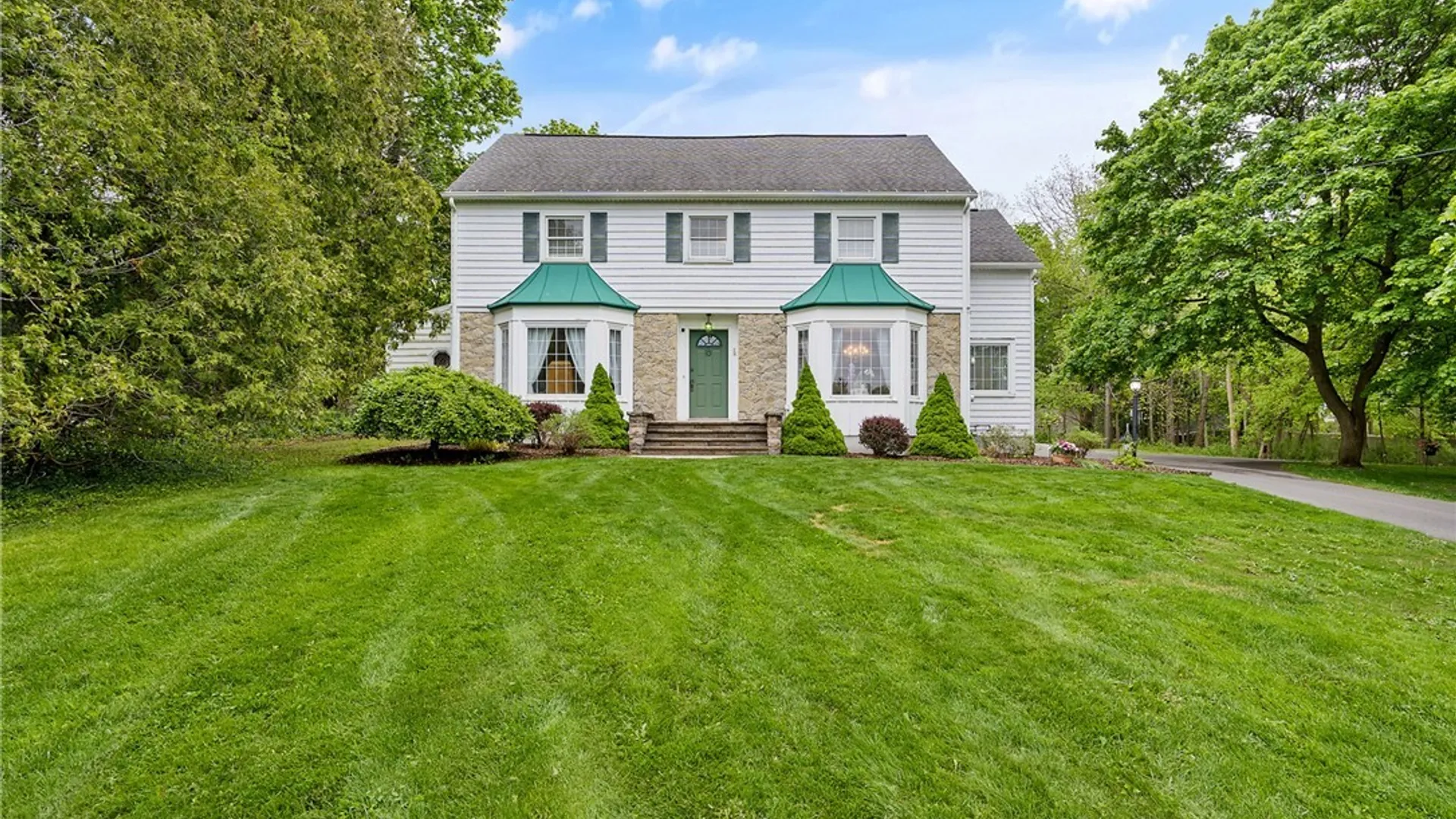 Property at 8 Lyndon Road, DeWitt, NY 13066 41