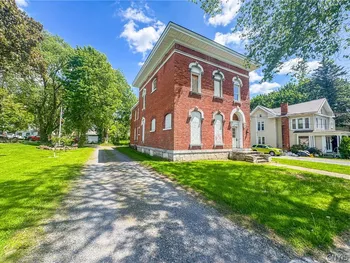 10 Nelson Street, Auburn, NY 13021