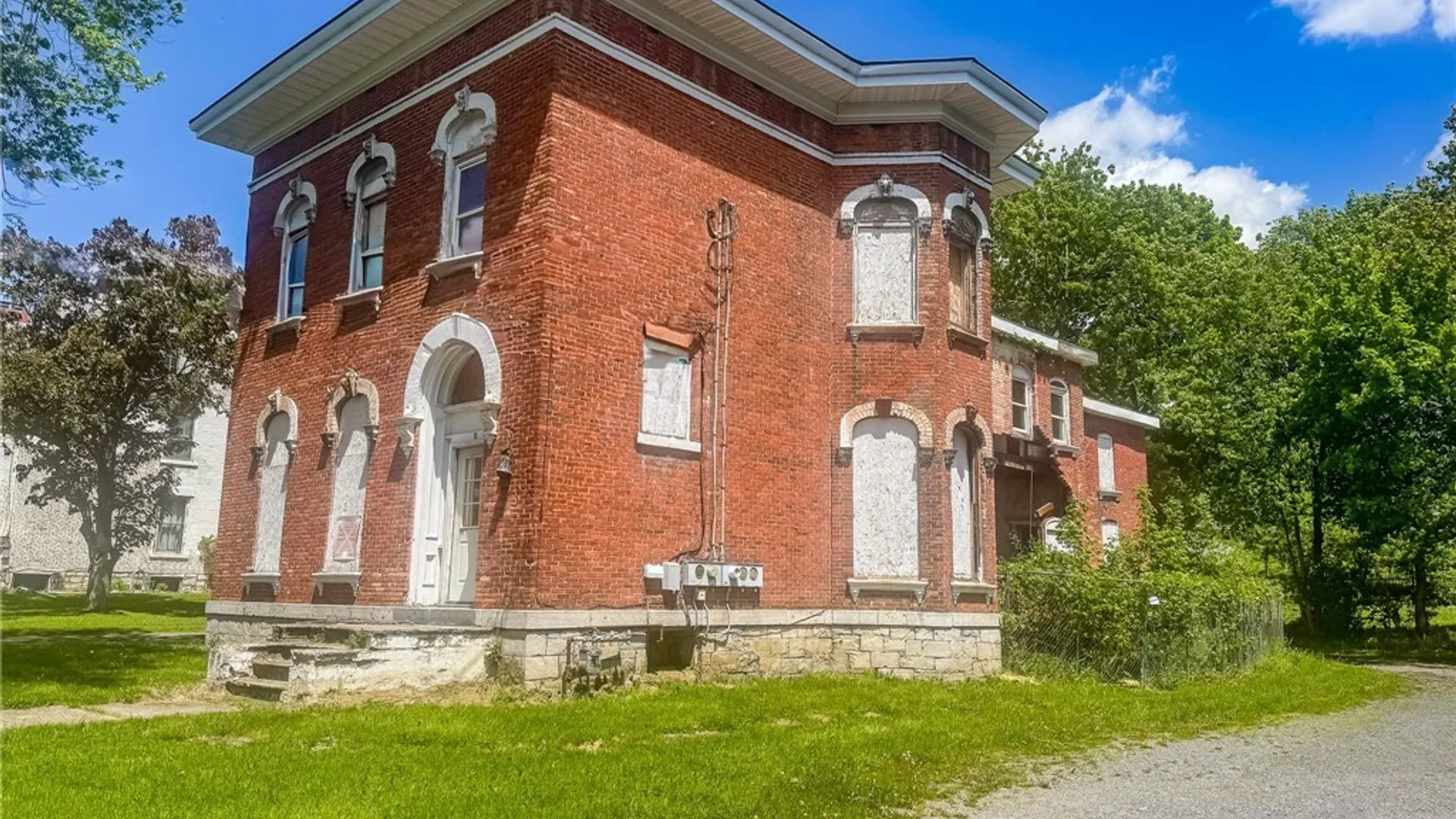 Property at 10 Nelson Street, Auburn, NY 13021 4