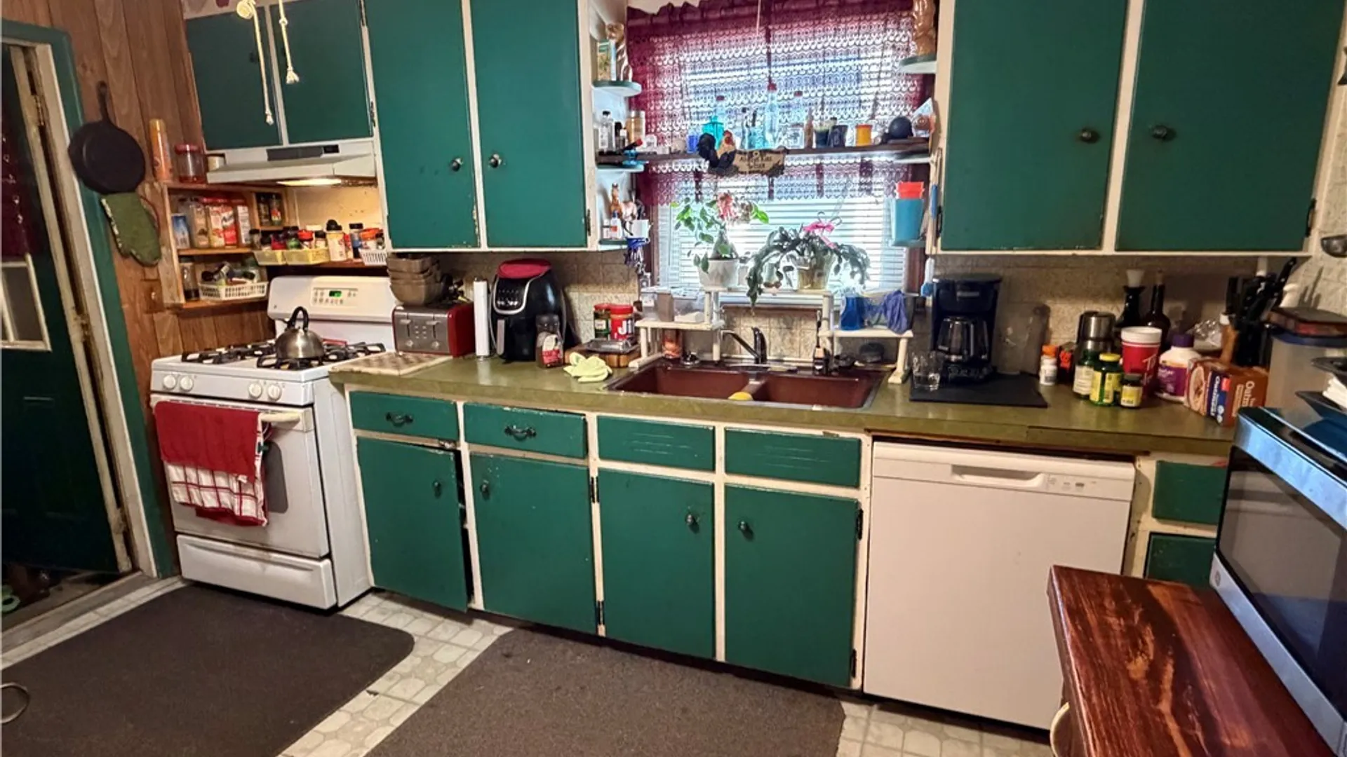 Property at 2654 North Avenue, Niagara Falls, NY 14305 9