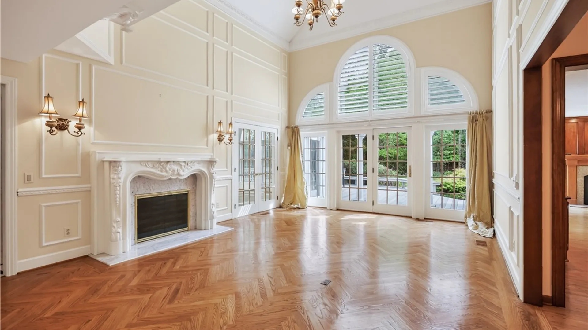 Property at 10 Ponds Edge Way, Pittsford, NY 14534 12