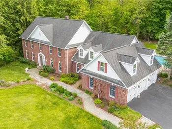 Property at 10 Ponds Edge Way, Pittsford, NY 14534