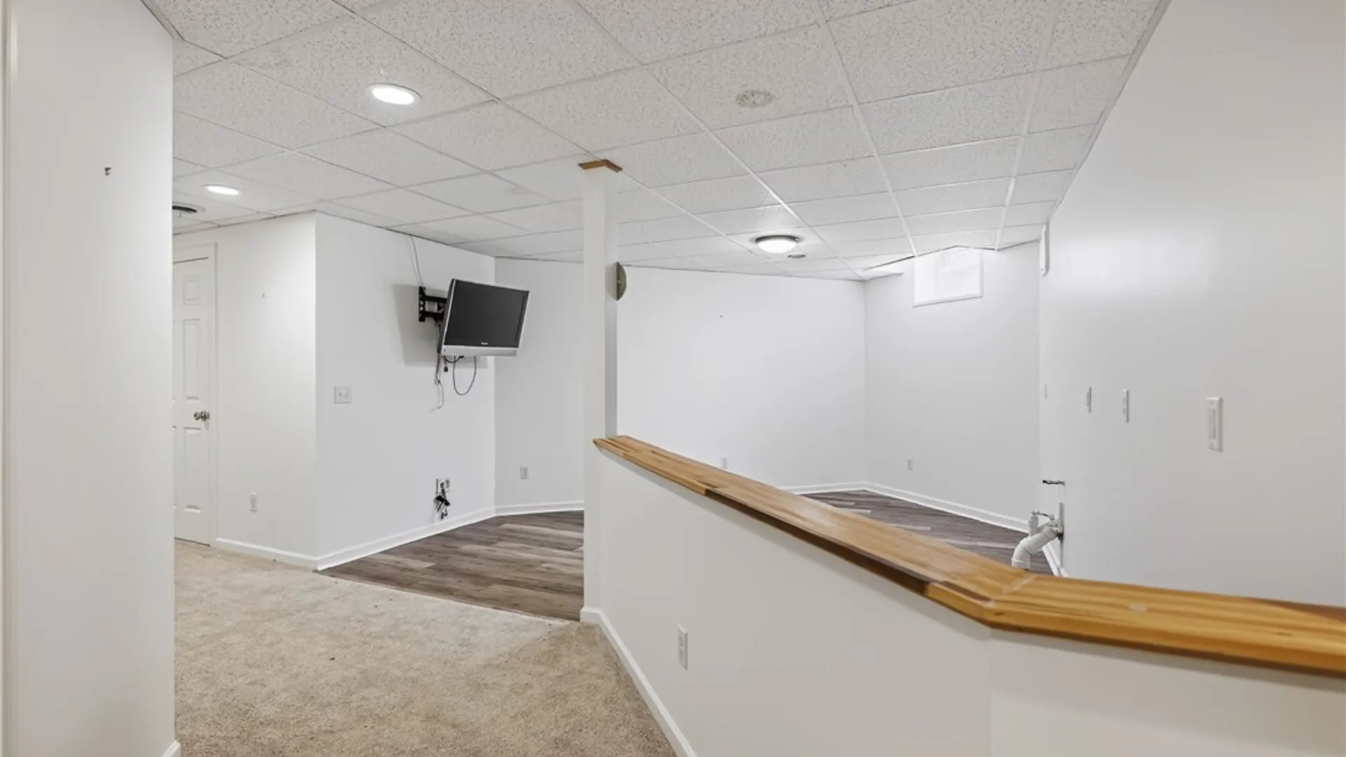Property at 10 Ponds Edge Way, Pittsford, NY 14534 32