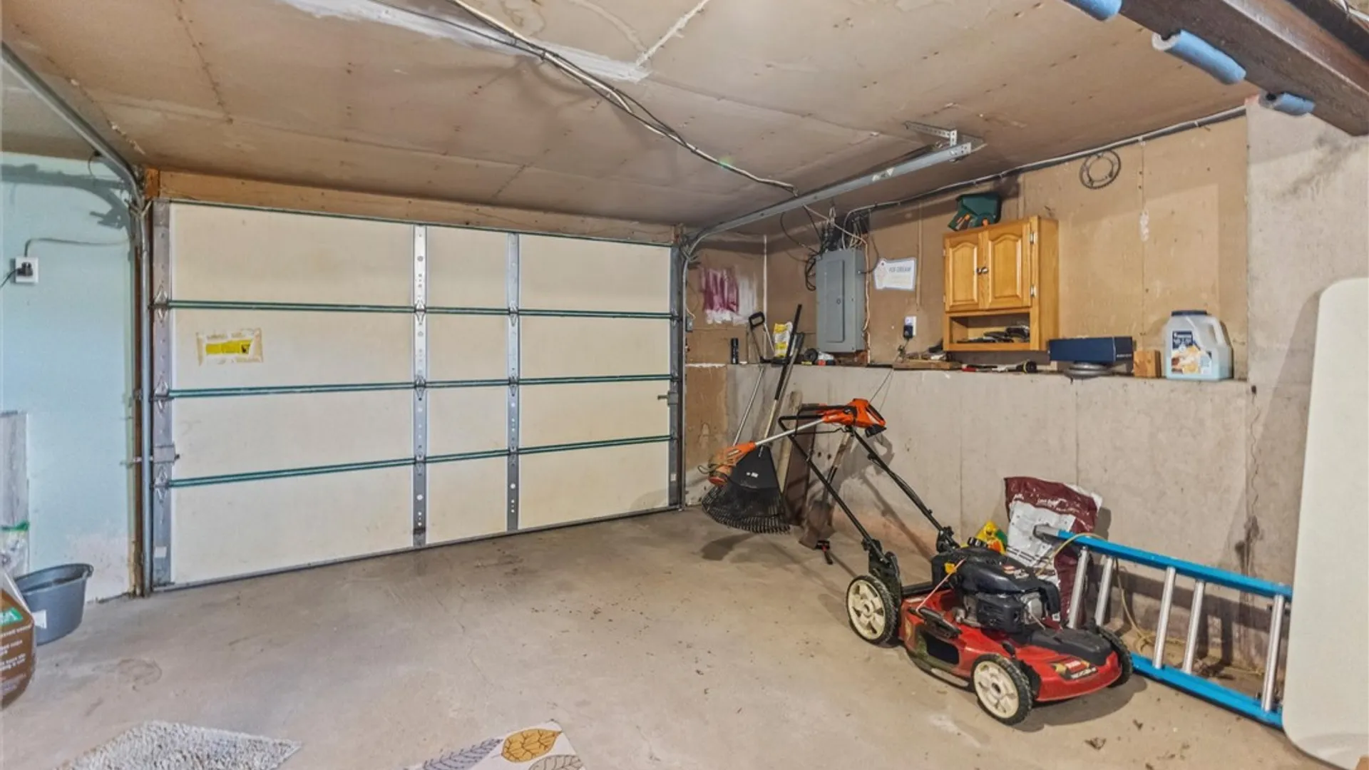 Property at 43 Chestnut Drive, Triangle, NY 13862 21