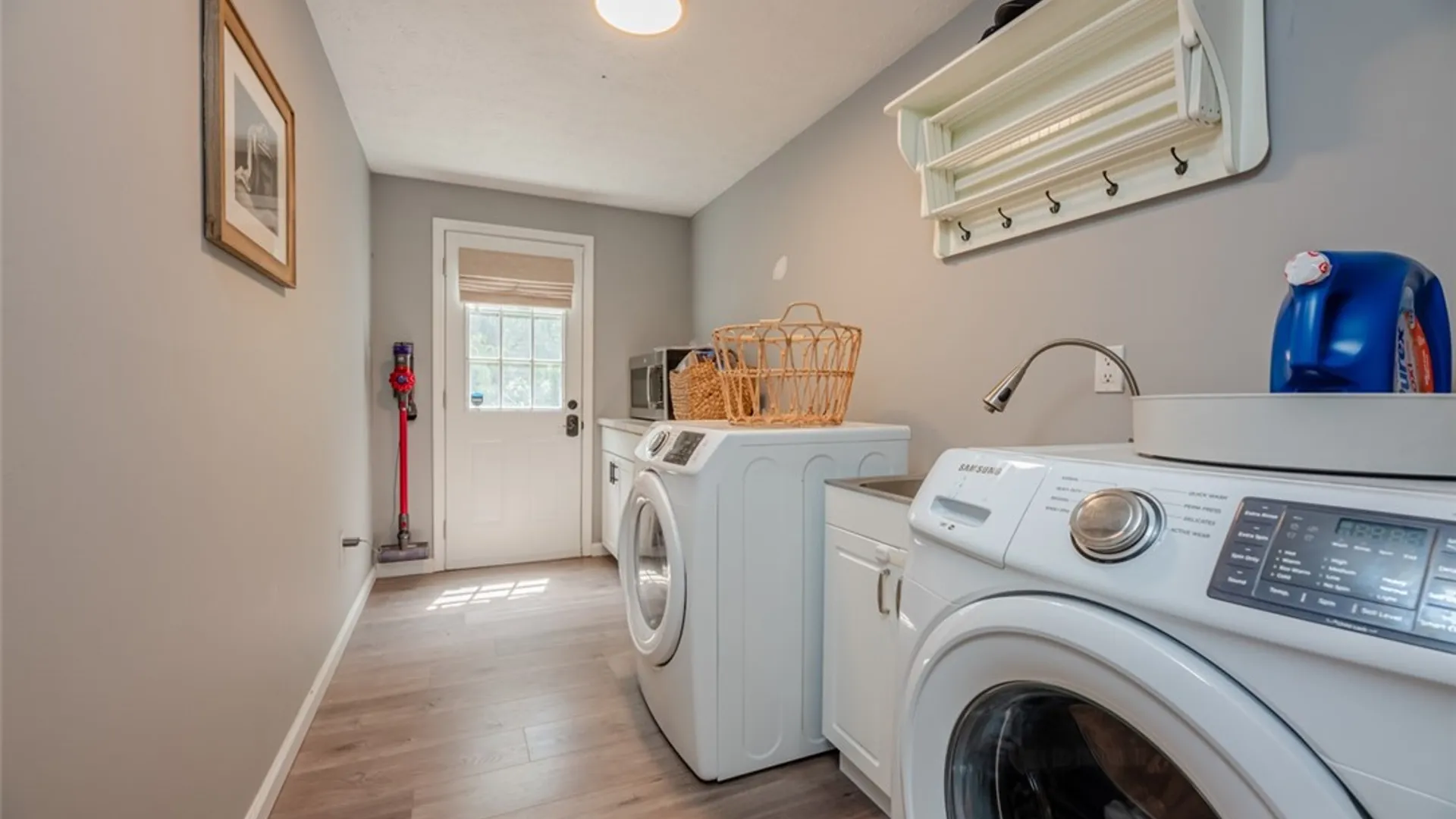 Property at 121 Berchman Circle, Greece, NY 14626 17