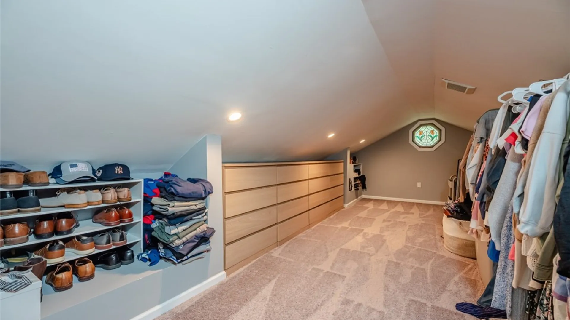 Property at 121 Berchman Circle, Greece, NY 14626 28