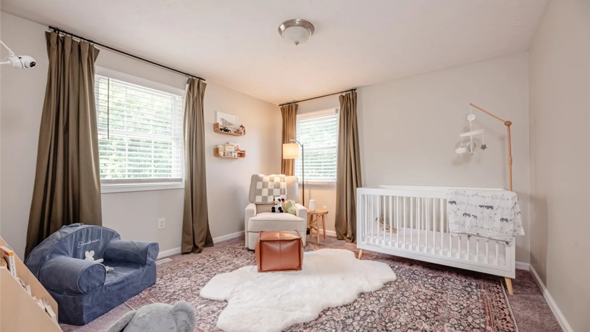 Property at 121 Berchman Circle, Greece, NY 14626 32