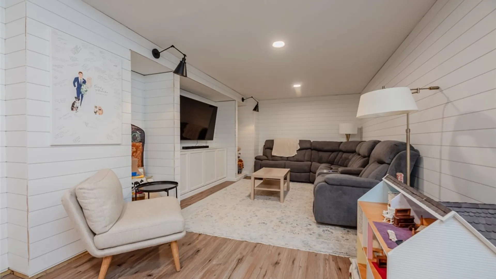 Property at 121 Berchman Circle, Greece, NY 14626 34