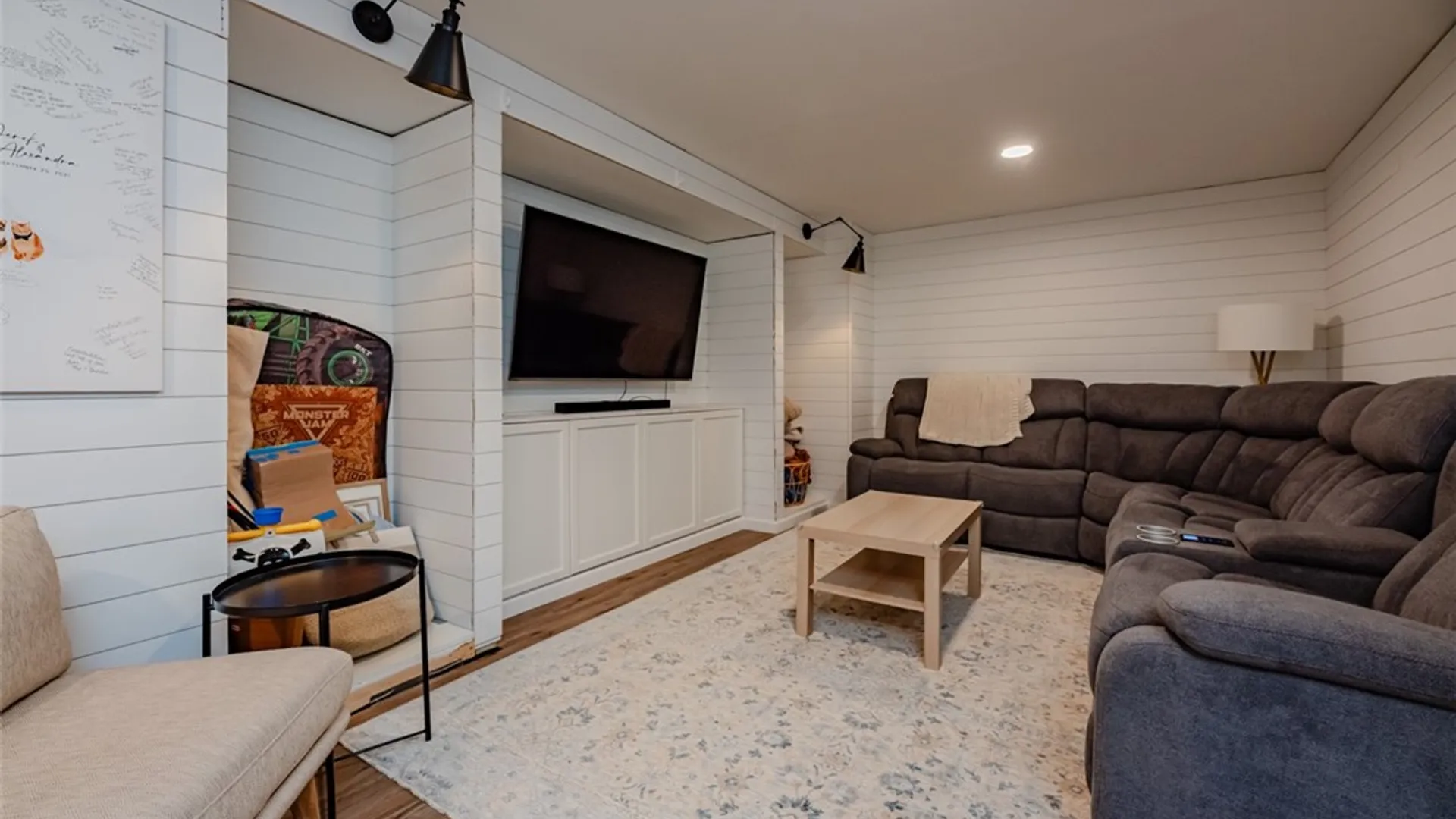 Property at 121 Berchman Circle, Greece, NY 14626 36