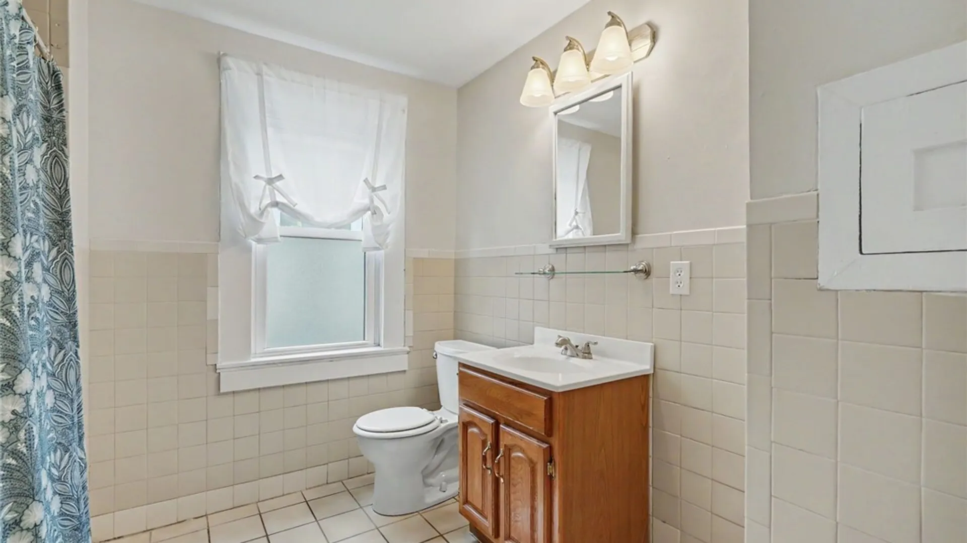 Property at 149 Colvin Avenue, Buffalo, NY 14216 34