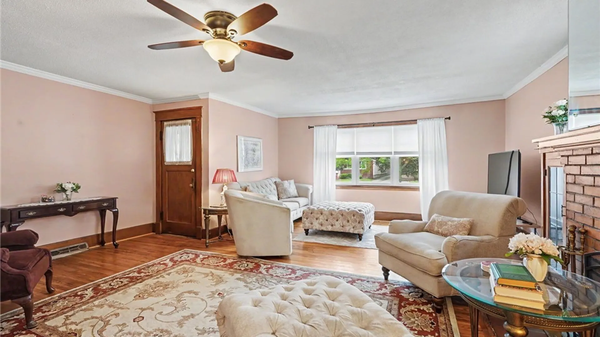 Property at 149 Colvin Avenue, Buffalo, NY 14216 8
