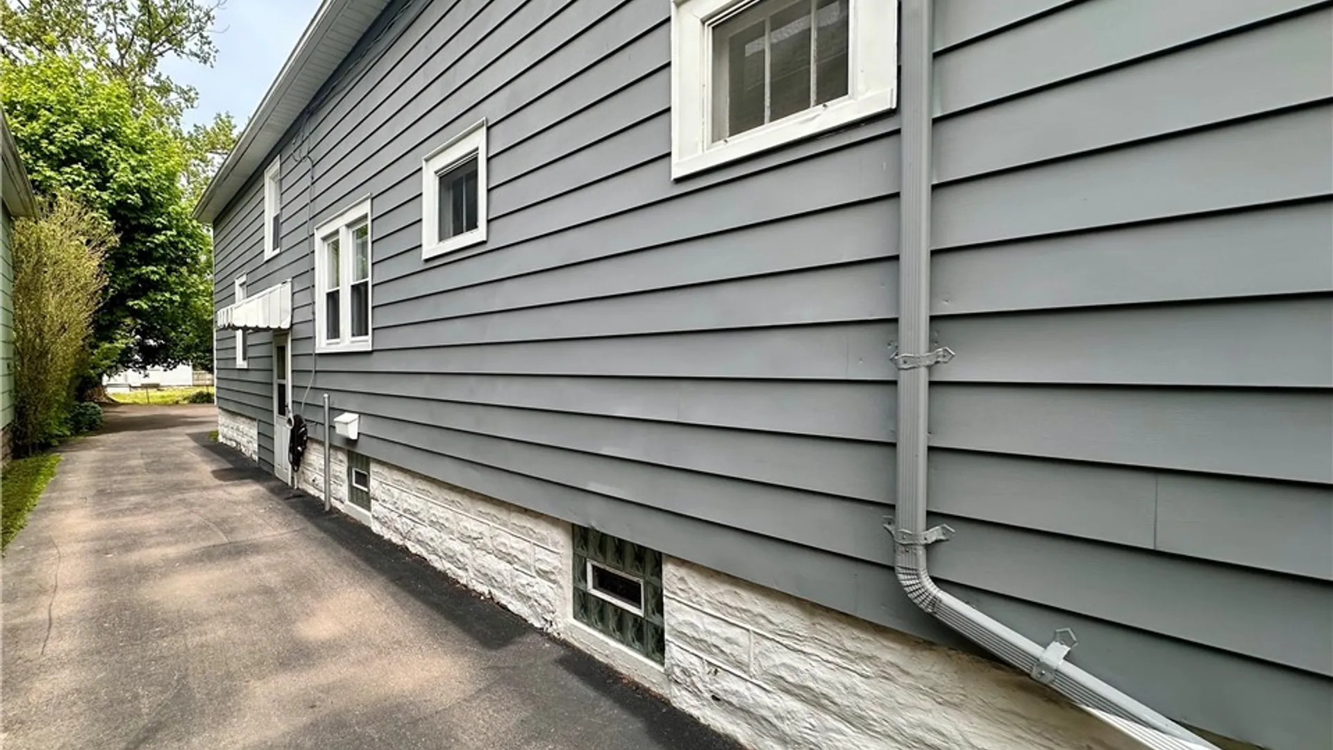 Property at 60 Sage Avenue, Buffalo, NY 14210 28