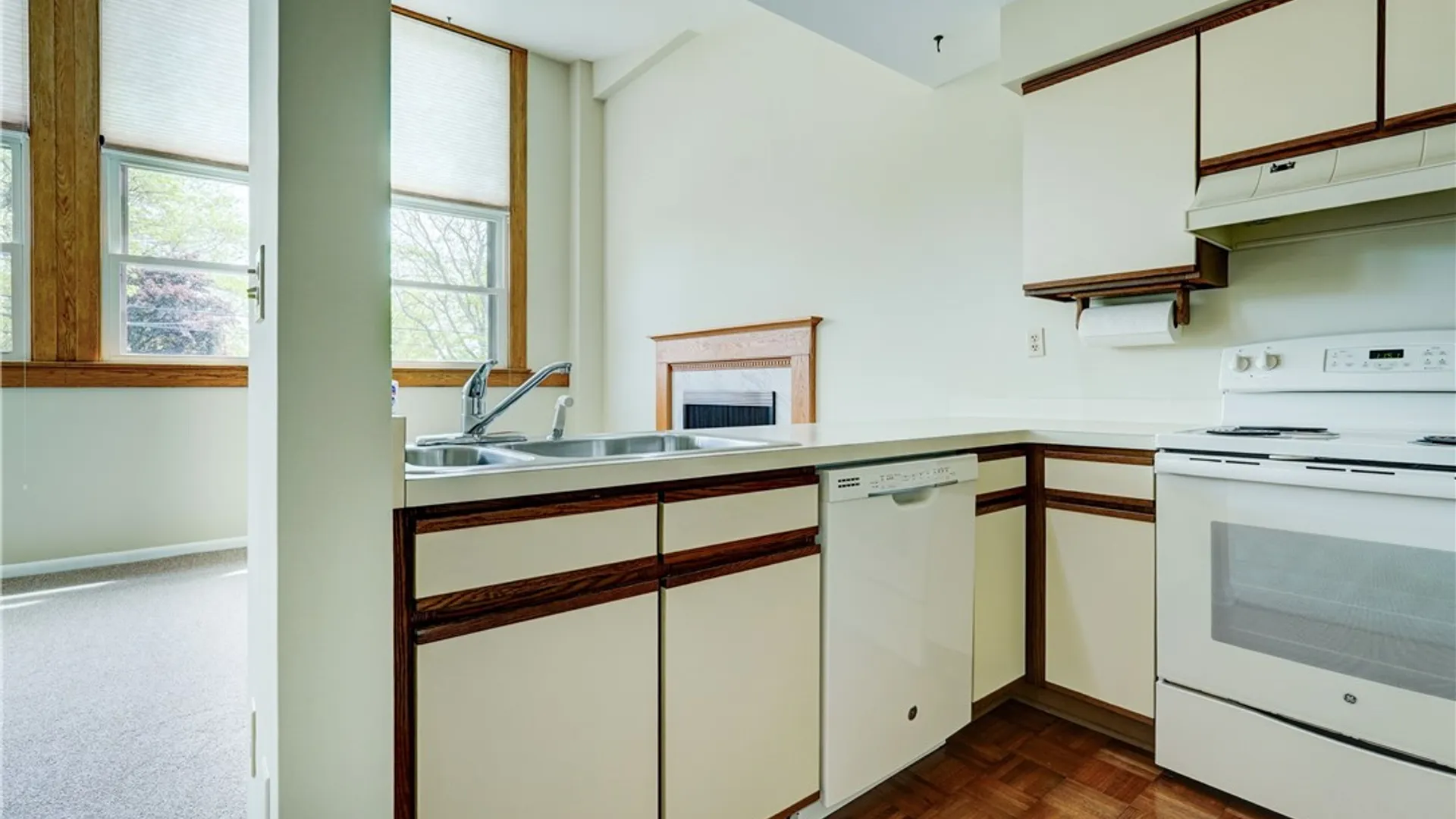 Property at 409-UN107 La Grange Avenue, Rochester, NY 14615 13