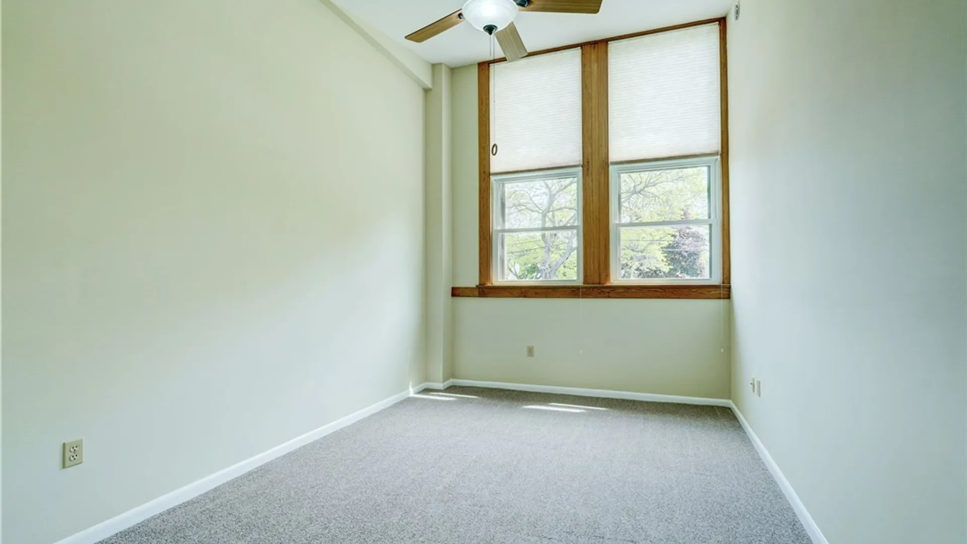 Property at 409-UN107 La Grange Avenue, Rochester, NY 14615 21