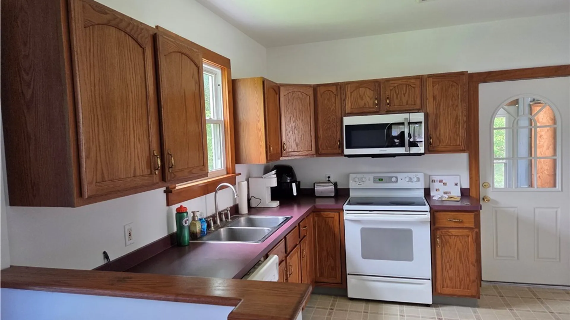 Property at 121 Fredericka Street, North Tonawanda, NY 14120 12