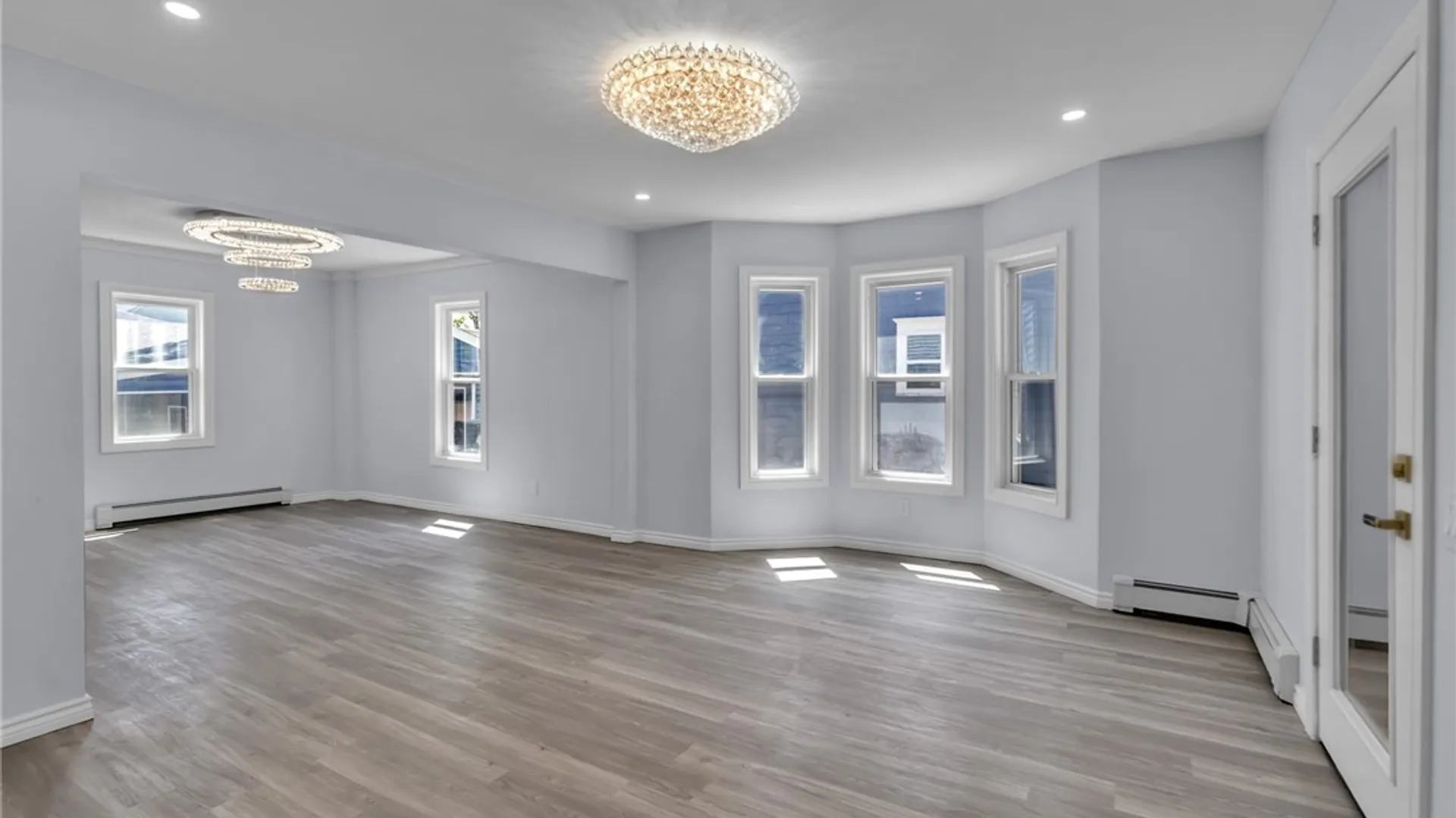 Property at 227 Wheatfield St, North Tonawanda, NY 14120 14