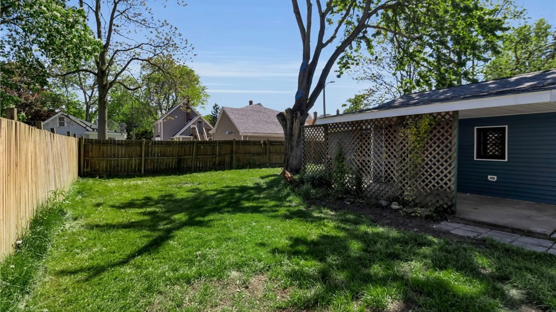 Property at 227 Wheatfield St, North Tonawanda, NY 14120 46