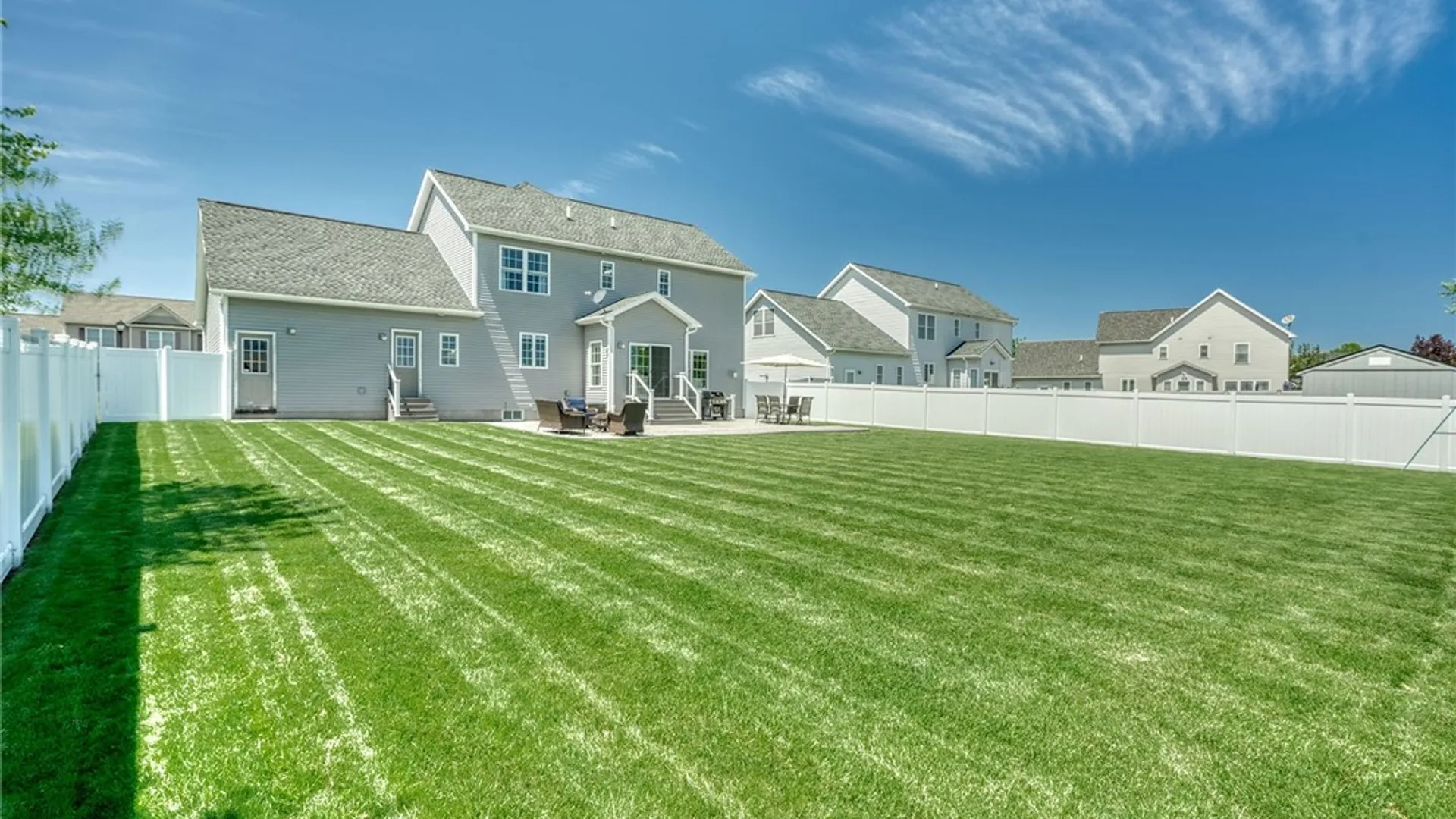 Property at 215 Emery Run, Greece, NY 14612 46