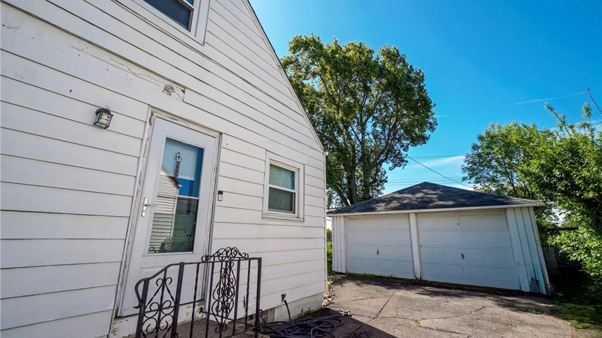 Property at 25 Mafalda Drive, Cheektowaga, NY 14215 31