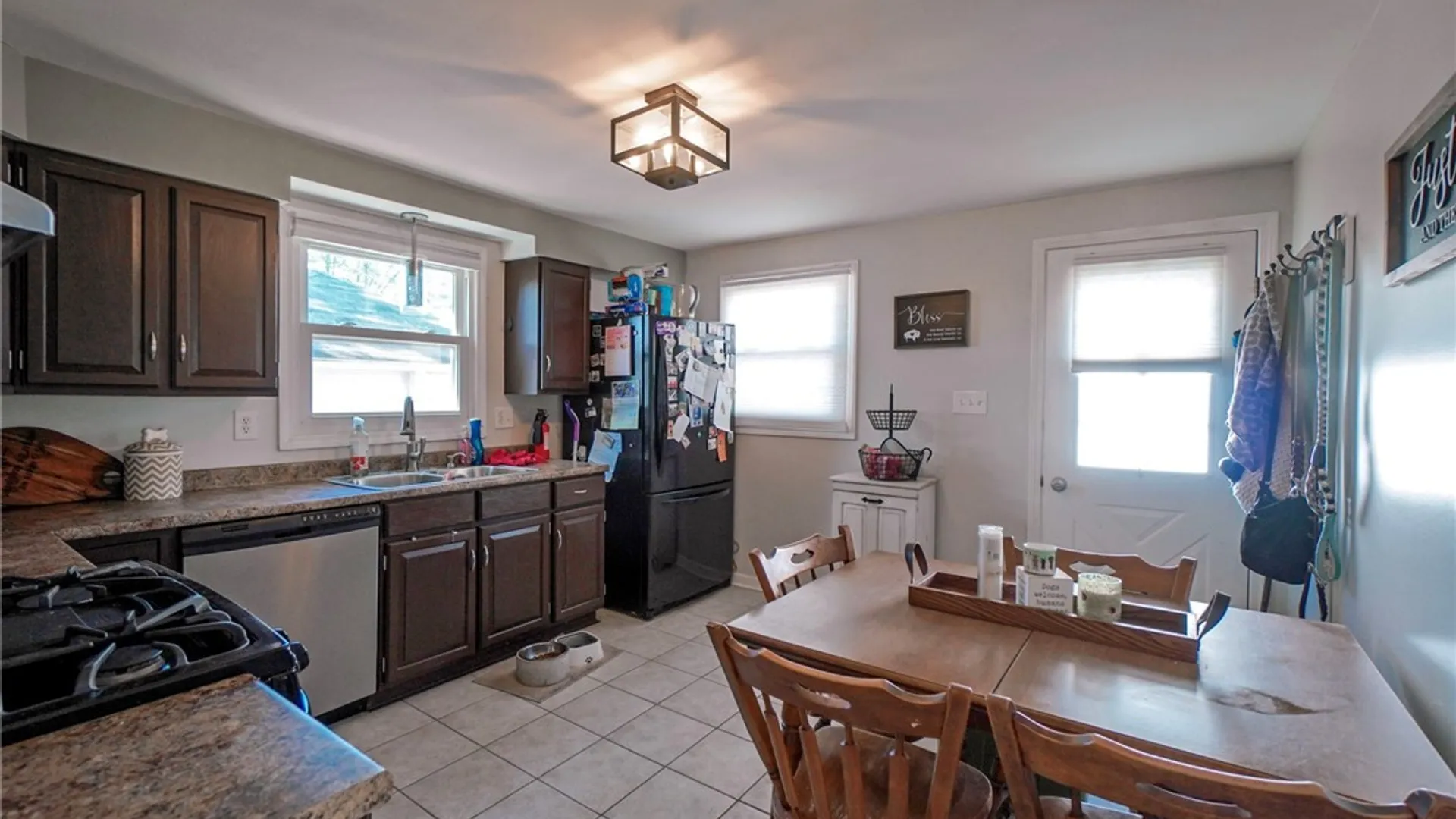 Property at 25 Mafalda Drive, Cheektowaga, NY 14215 9