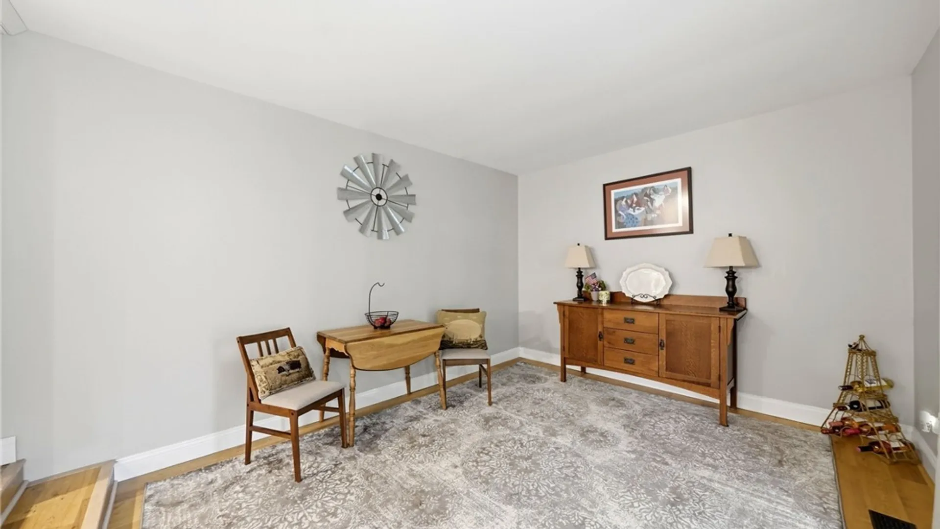 Property at 4 Woodward Court, West Seneca, NY 14224 19
