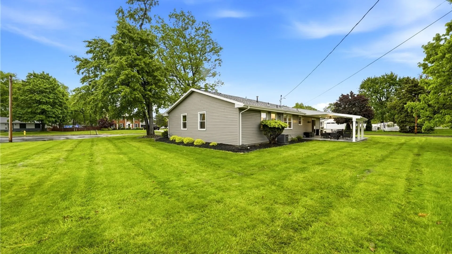 Property at 4 Woodward Court, West Seneca, NY 14224 39