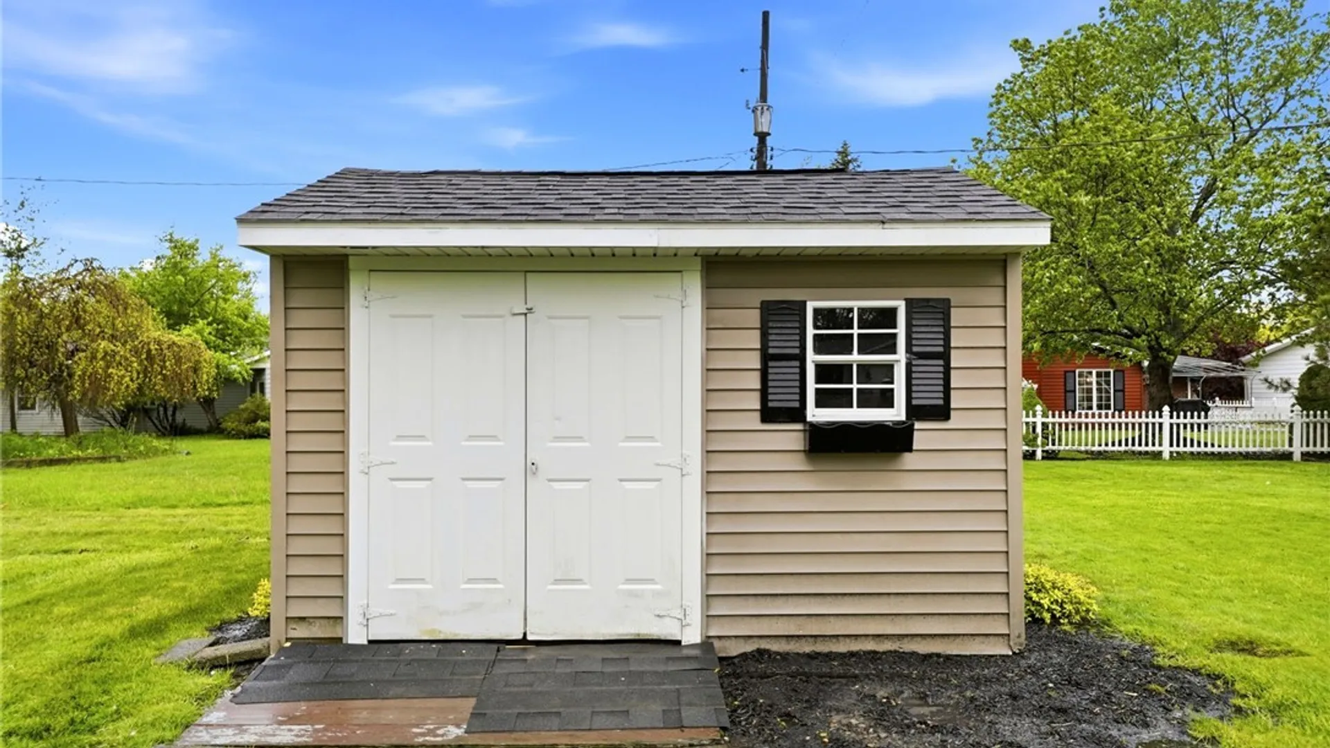 Property at 4 Woodward Court, West Seneca, NY 14224 40