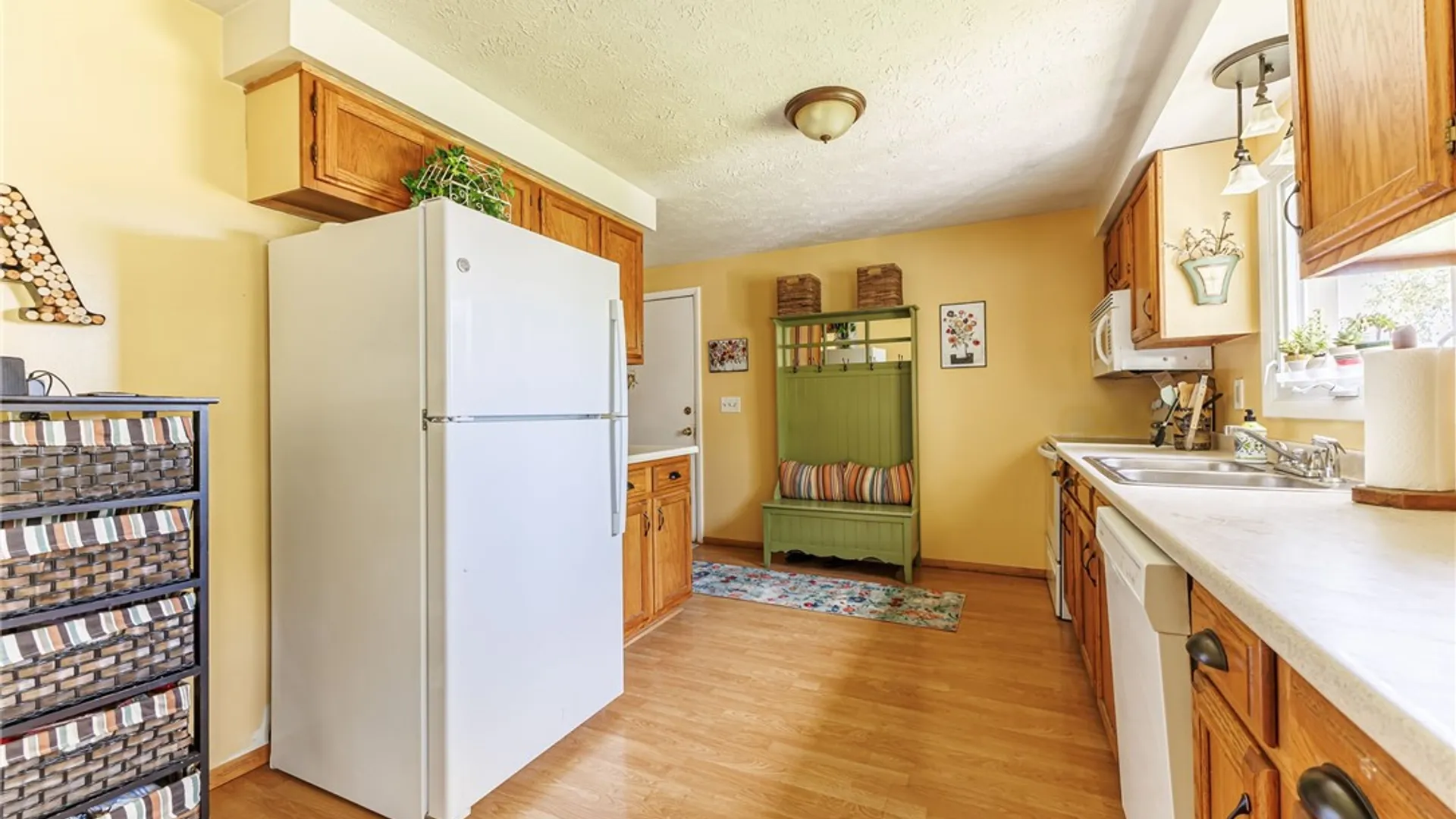 Property at 96 Grandview Lane, Greece, NY 14612 11