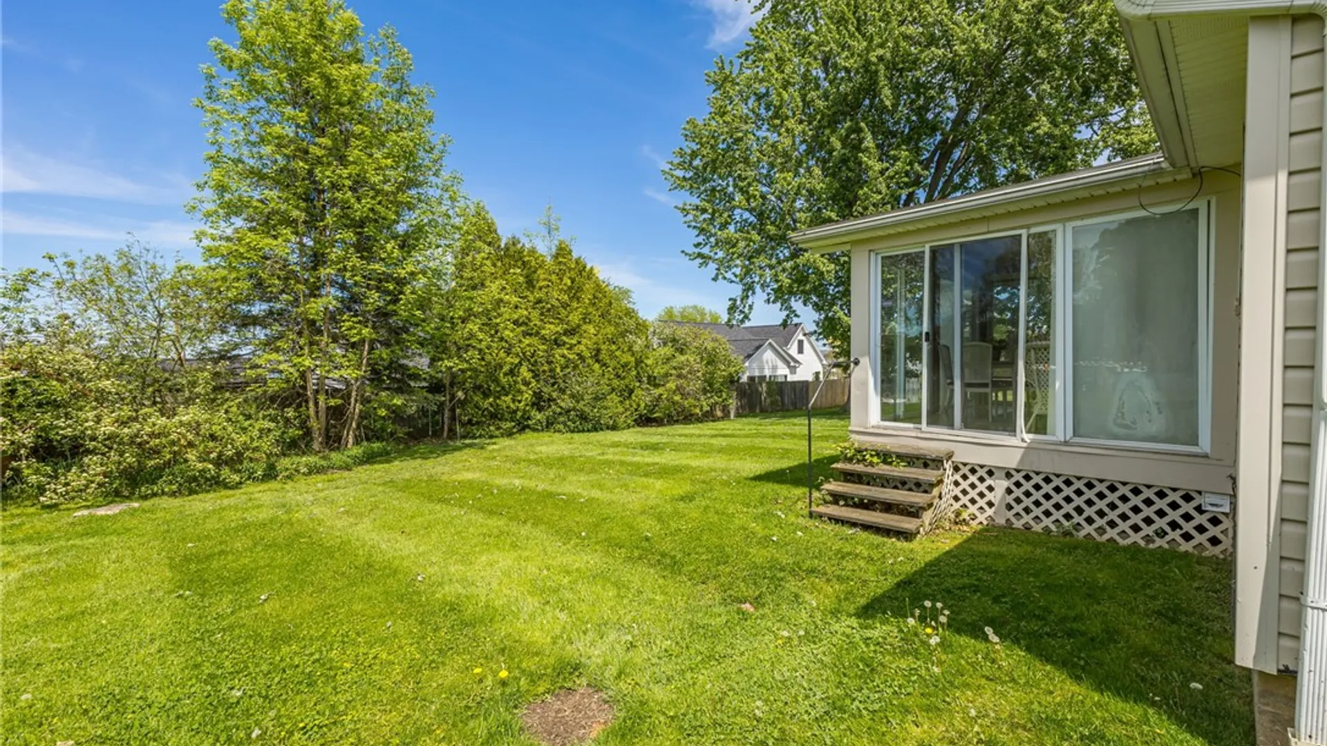 Property at 96 Grandview Lane, Greece, NY 14612 24