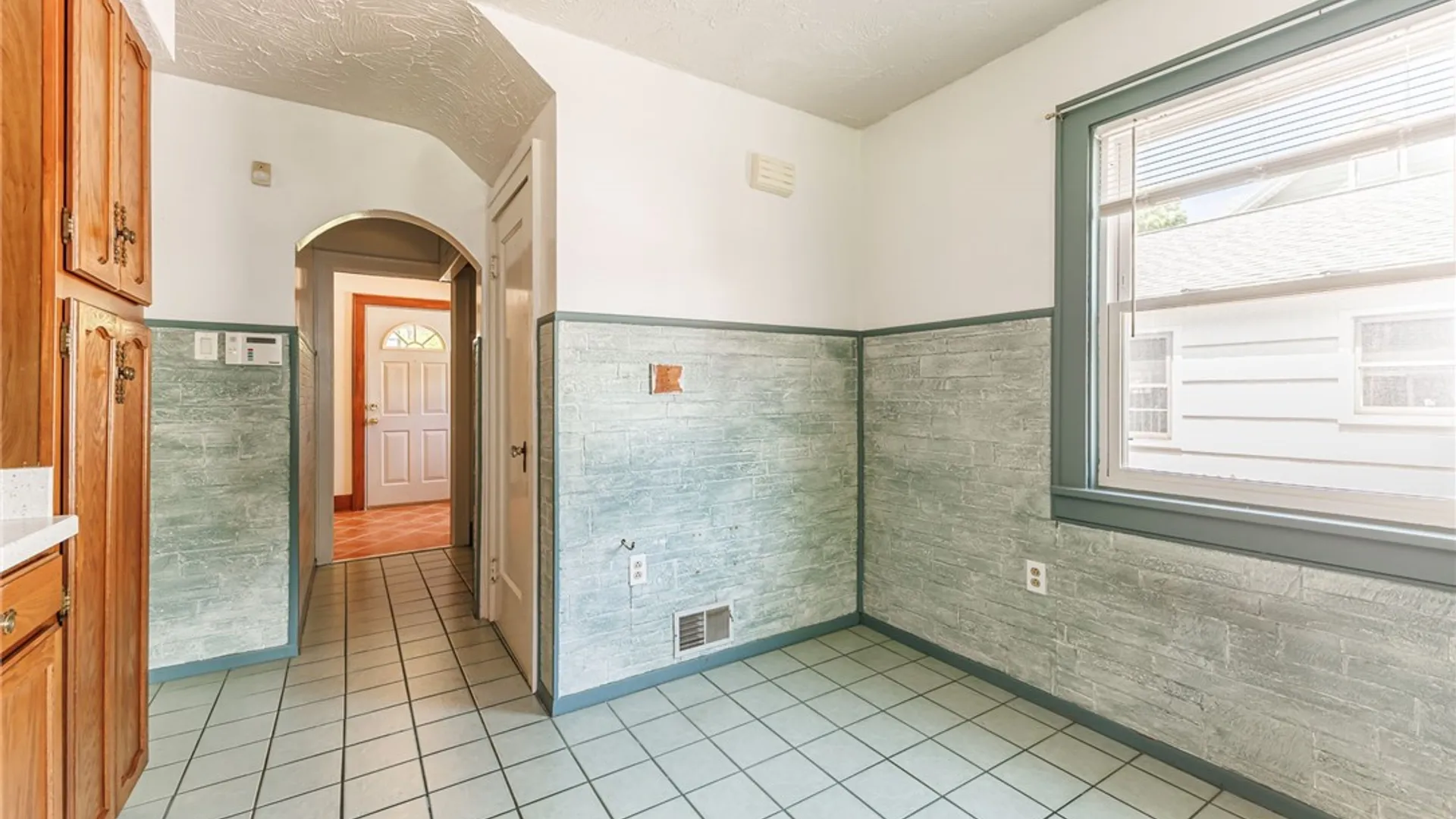 Property at 78 Van Bergh Avenue, Rochester, NY 14610 10
